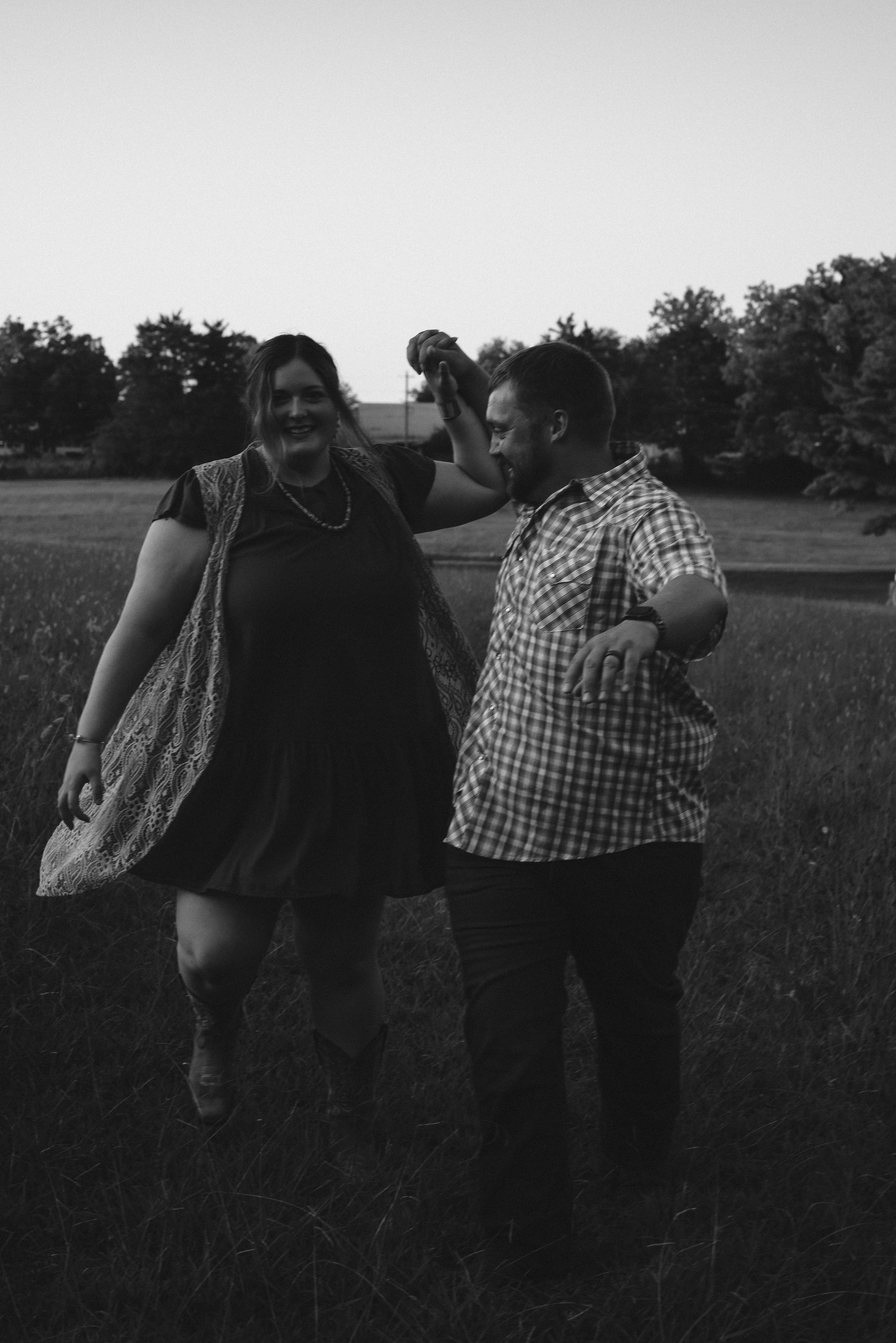 Hannah.TJ.Engaged-11.jpg