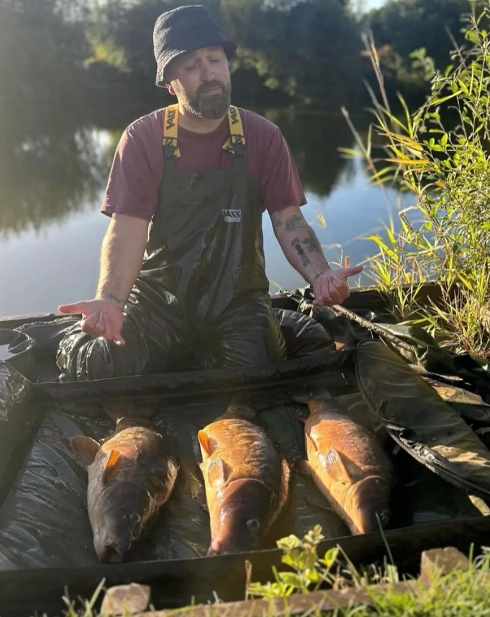 RM Hookbaits wafters keeping @yorkshireblanker very busy on Sunday morning 😂👌🤯

&ldquo;Well that doesn&rsquo;t happen an regular basis double take using @rmhookbaits squid on one rod and scopex on the other and then to top it off chuck me rod into