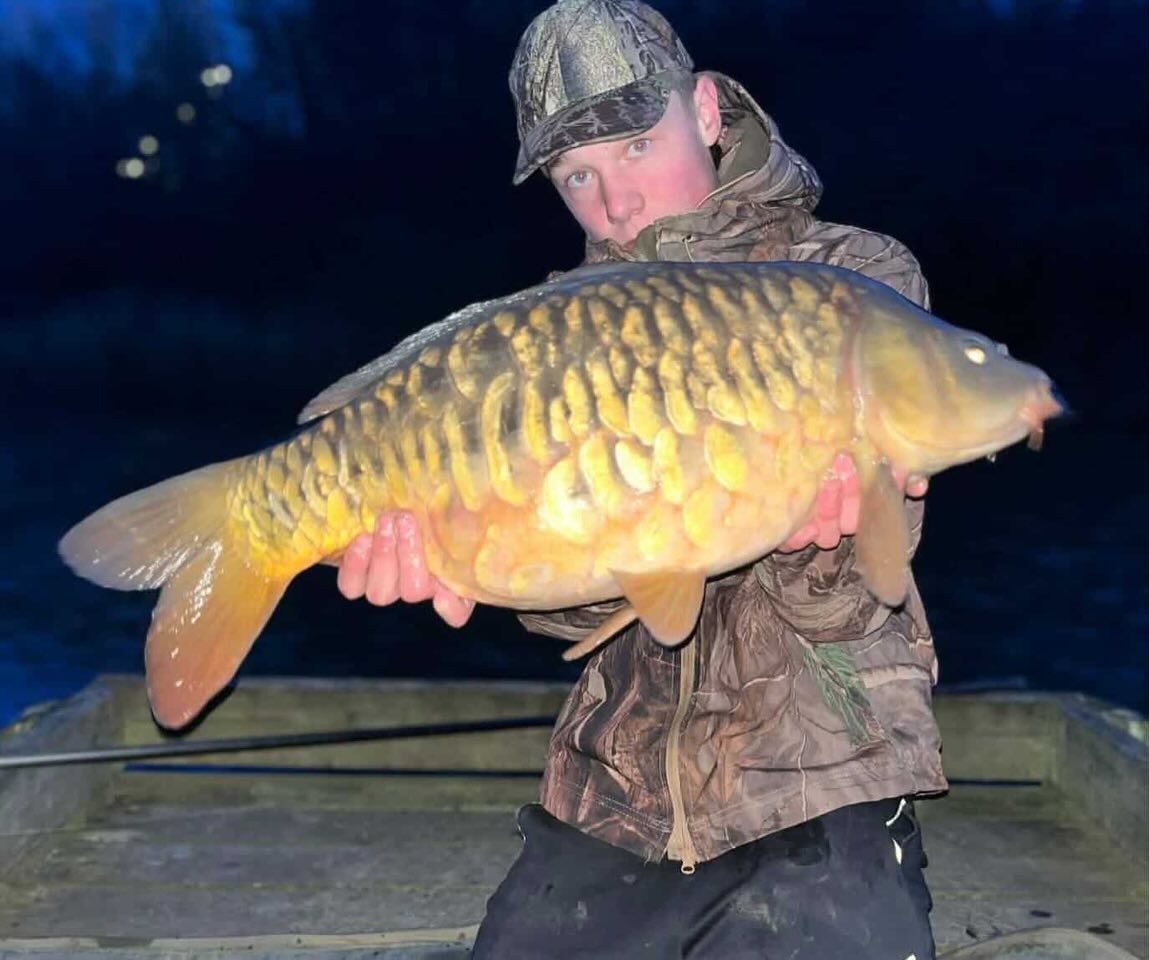 Another quality one caught on our hookbaits 
This absolute scaly banger slipped up for @lay.toncarp after falling for one of our Marine Spice &amp; Salt Cured hookbaits 

Love seeing the Marine Spice doing the business out on the bank. 🔥🌶️🦀🦐

#RM