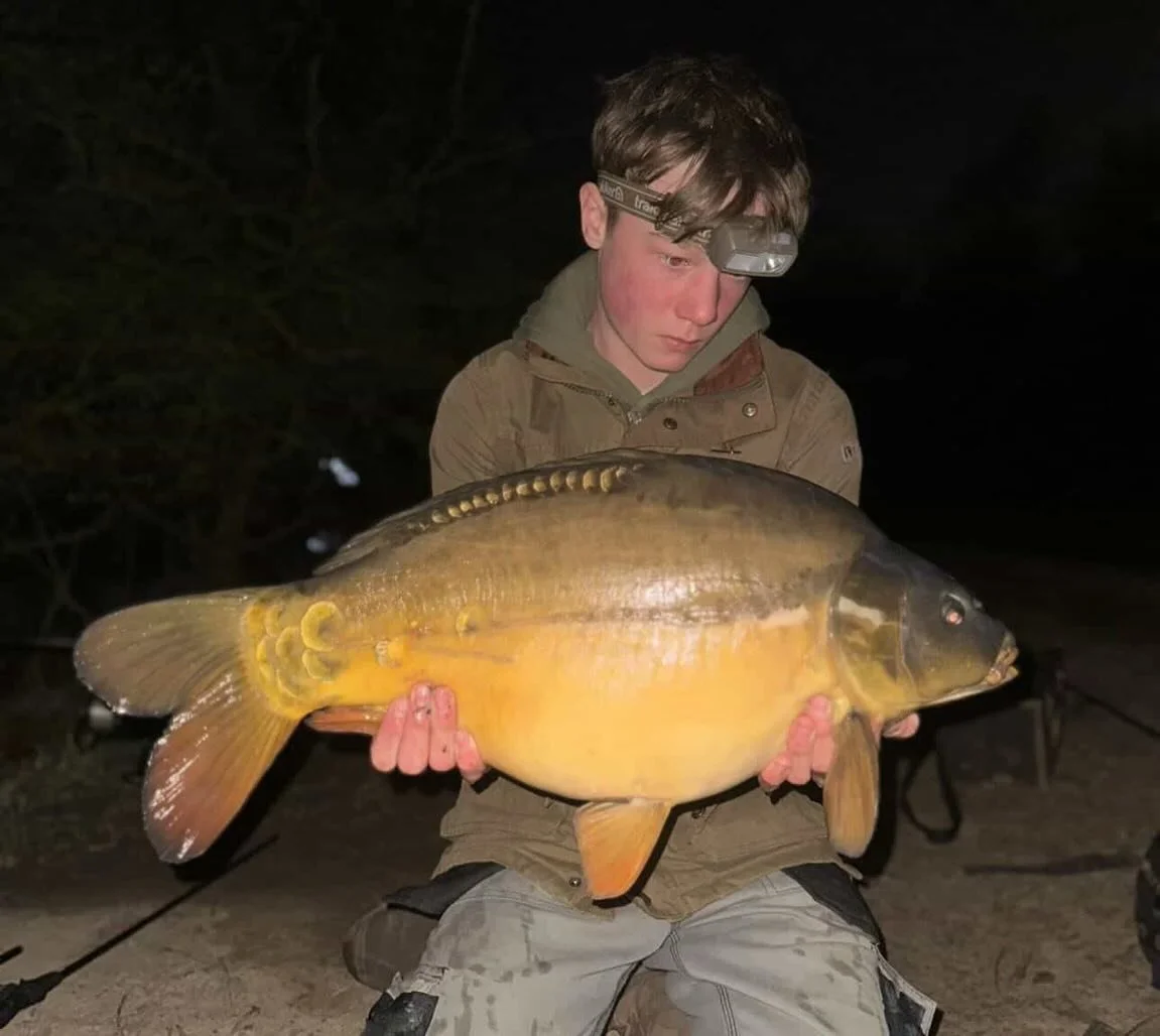 The new washed out pink Marine Spice pop ups doing the business for @lay.toncarp 

#RMhookbaits #marinespice