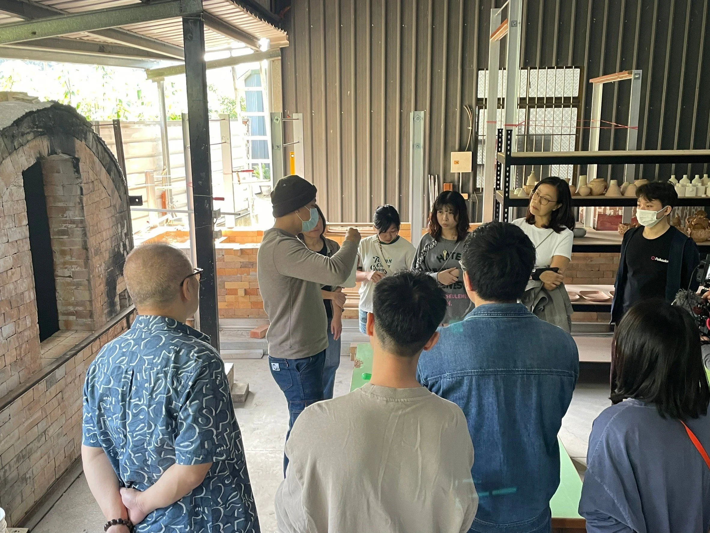 LINE_ALBUM_香港團_241212_3.jpg