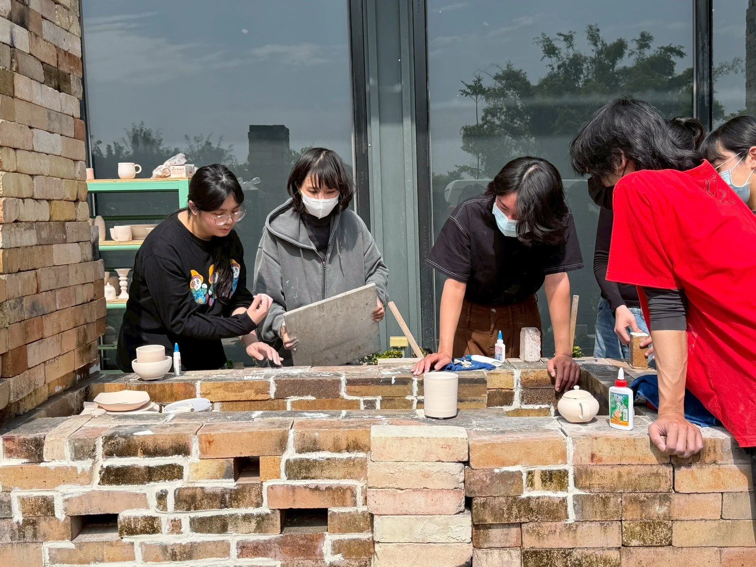 LINE_ALBUM_2026大學部燒小窯_260207_5.jpg