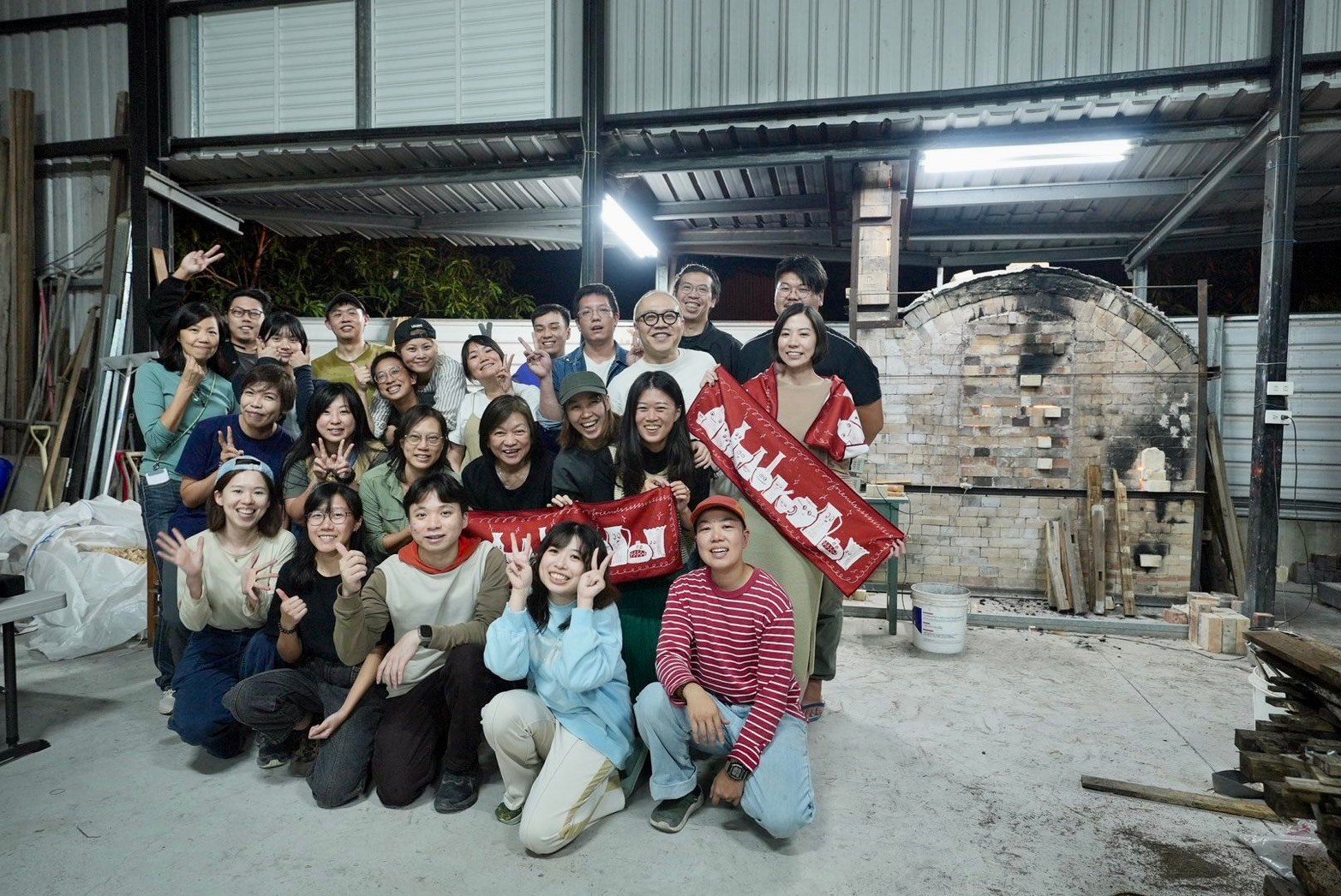 LINE_ALBUM_香港團_241216_1.jpg