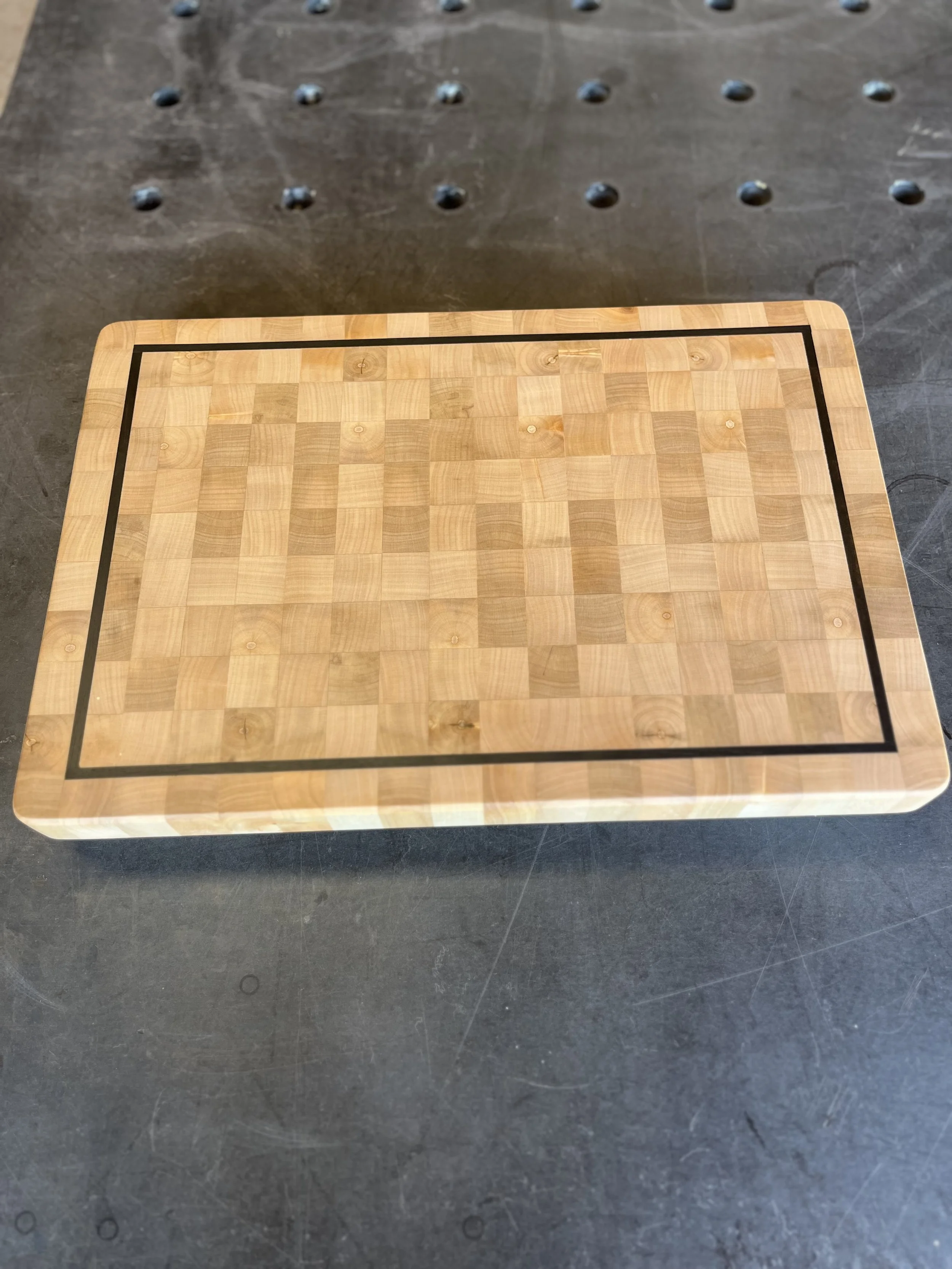 Border Chopping Board, Endgrain