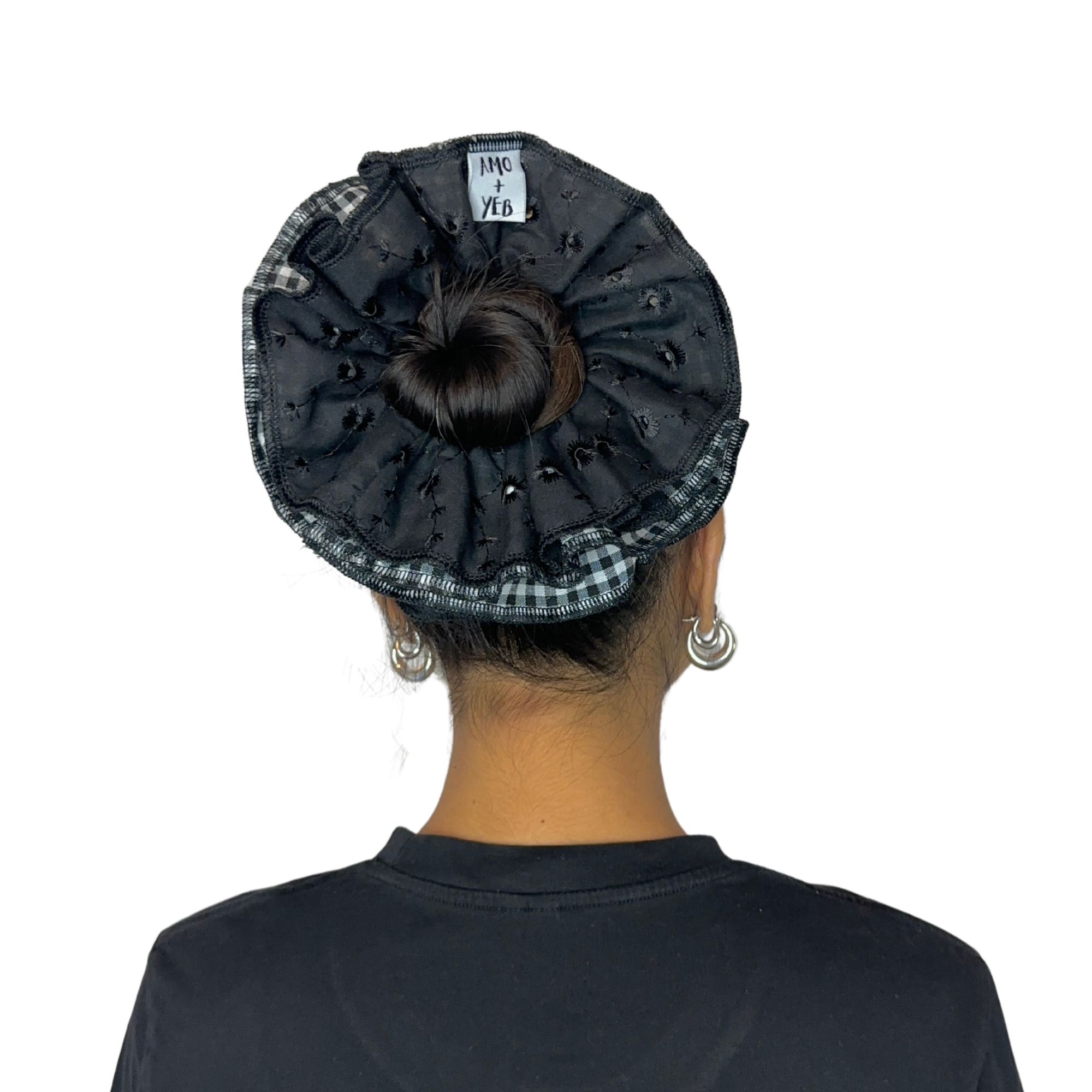 Broderie & Gingham Scrunchie