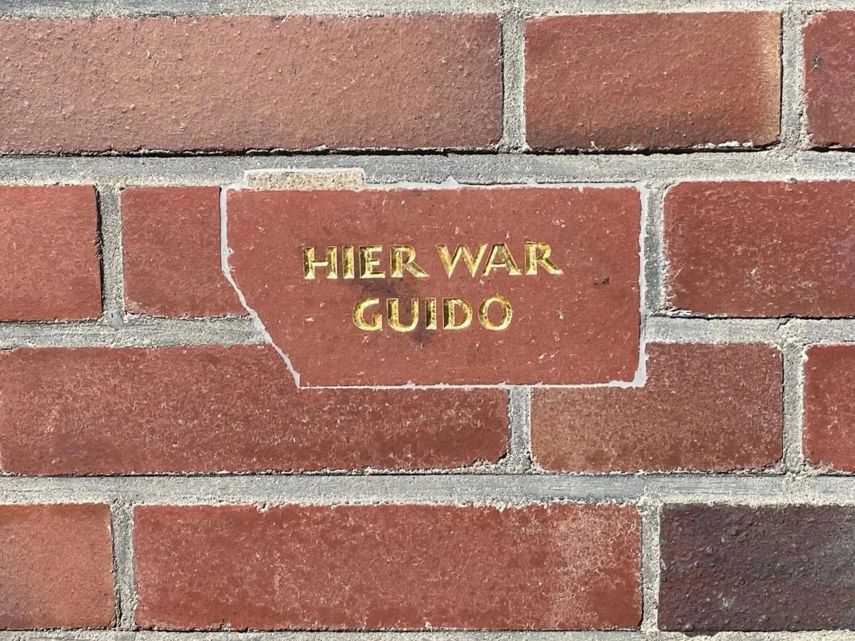 Einlass, Gravur und Vergoldung