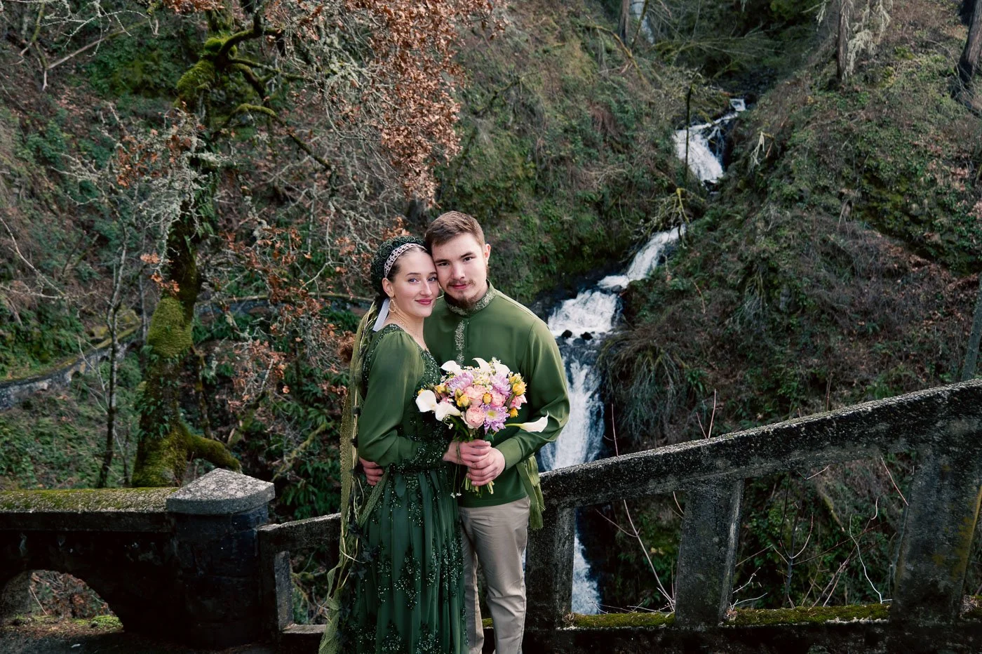 Multnomah Falls Elopement Photography