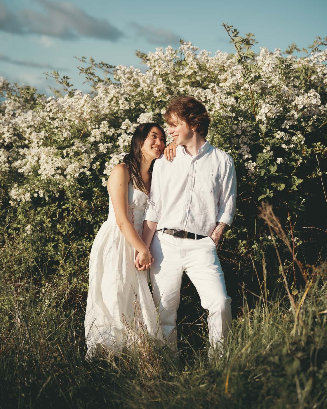 Powell Butte flowery Engagement Photography