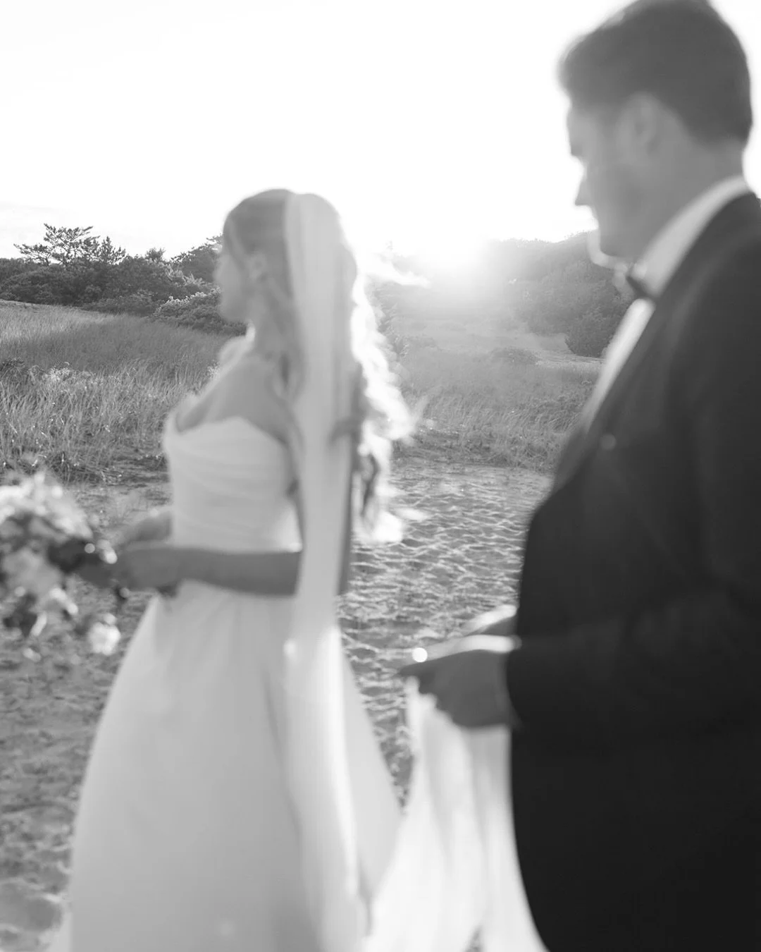 Olivia + Tom on the Cape, what grassy dreams are actually made of. 

Venue: @wychmerebeachclub @wychmereevents 
Photography: @lindsandmax 
Florals: @ephemirus 
Make-up: @bombchellebeautymua 
Hair: @rachelgrahamhair 
Band: @eastcoastsoul