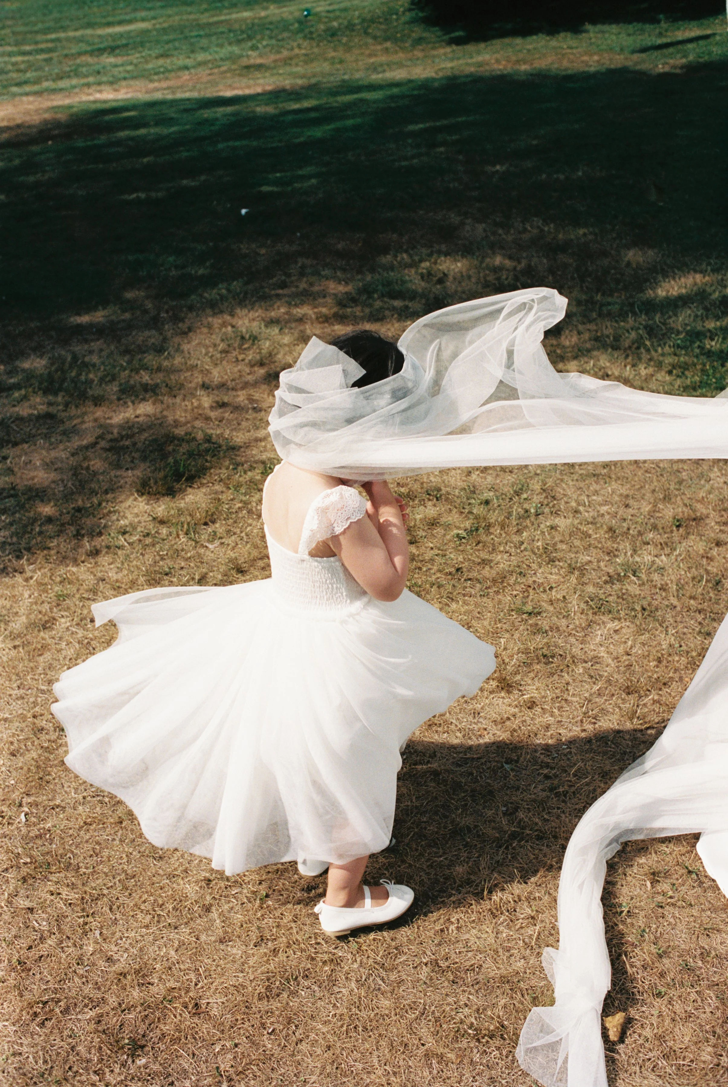 Farm Road Estate Vermont wedding documentary photographer