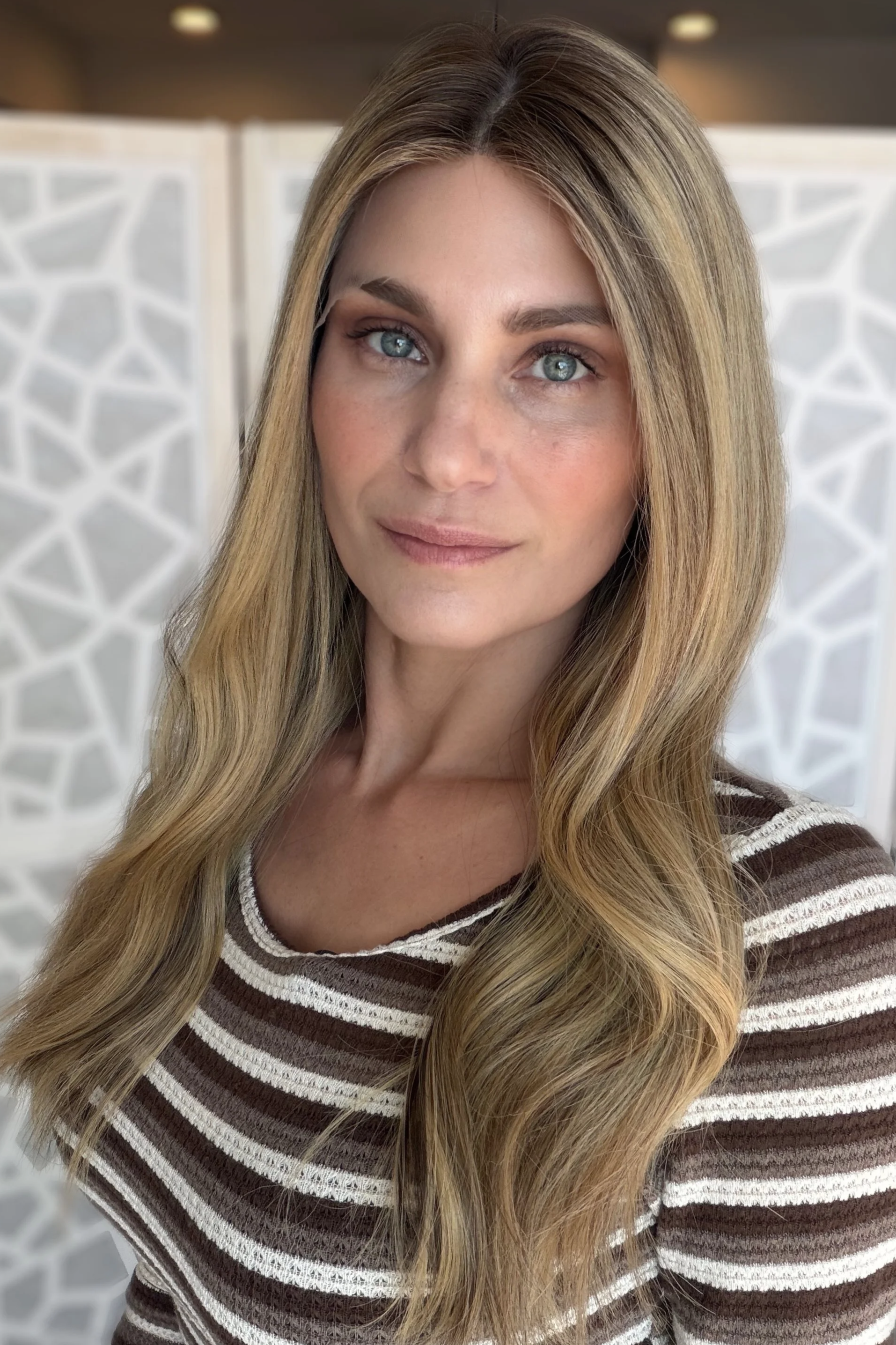 Rooted Beige Dimensional Honey Blonde  - 