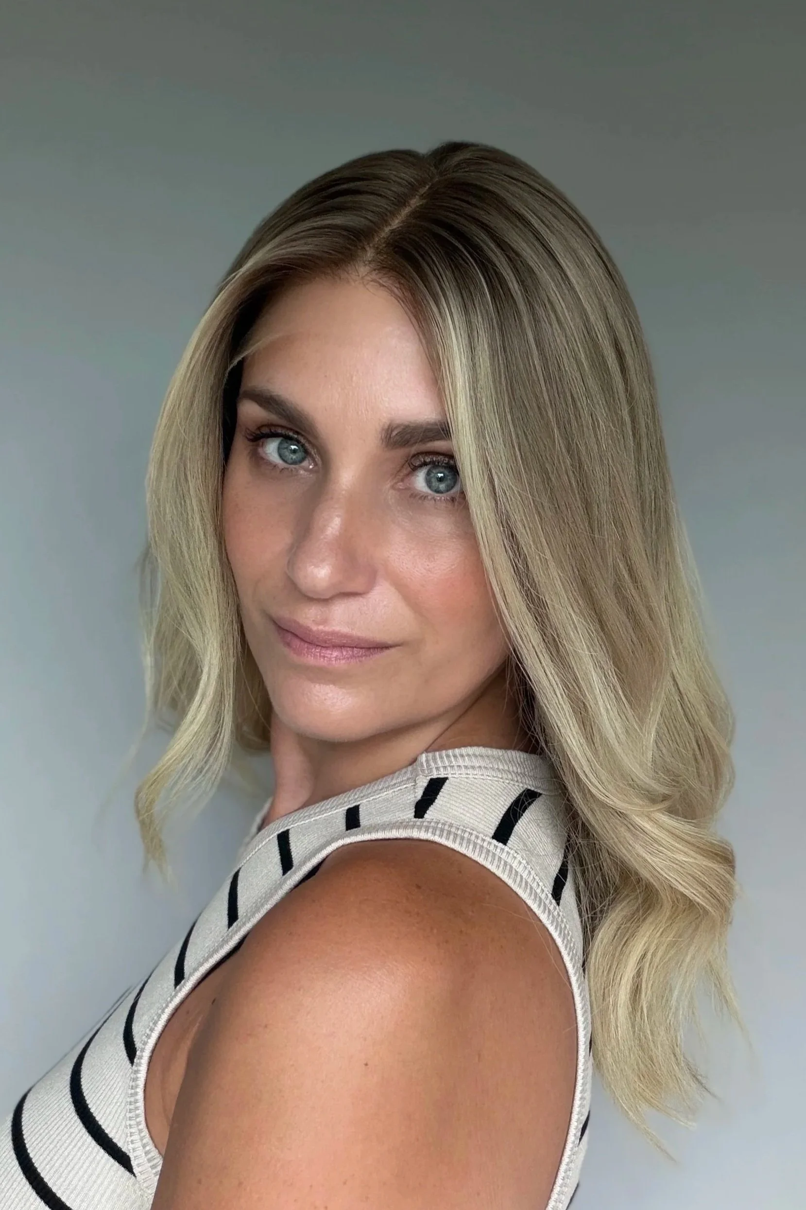 Rooted Neutral Cool Blonde - 