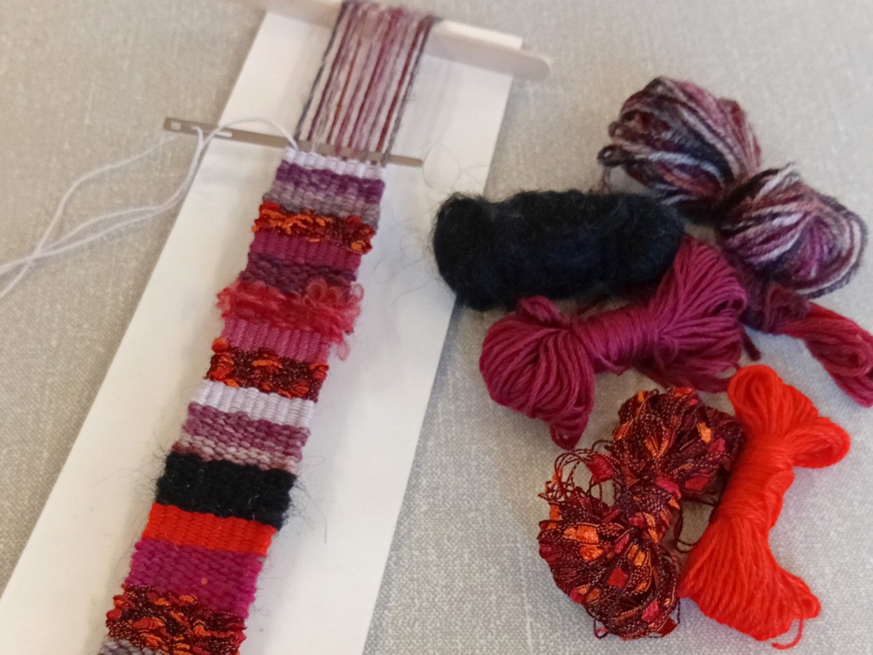 textile_jewellery02a .jpg