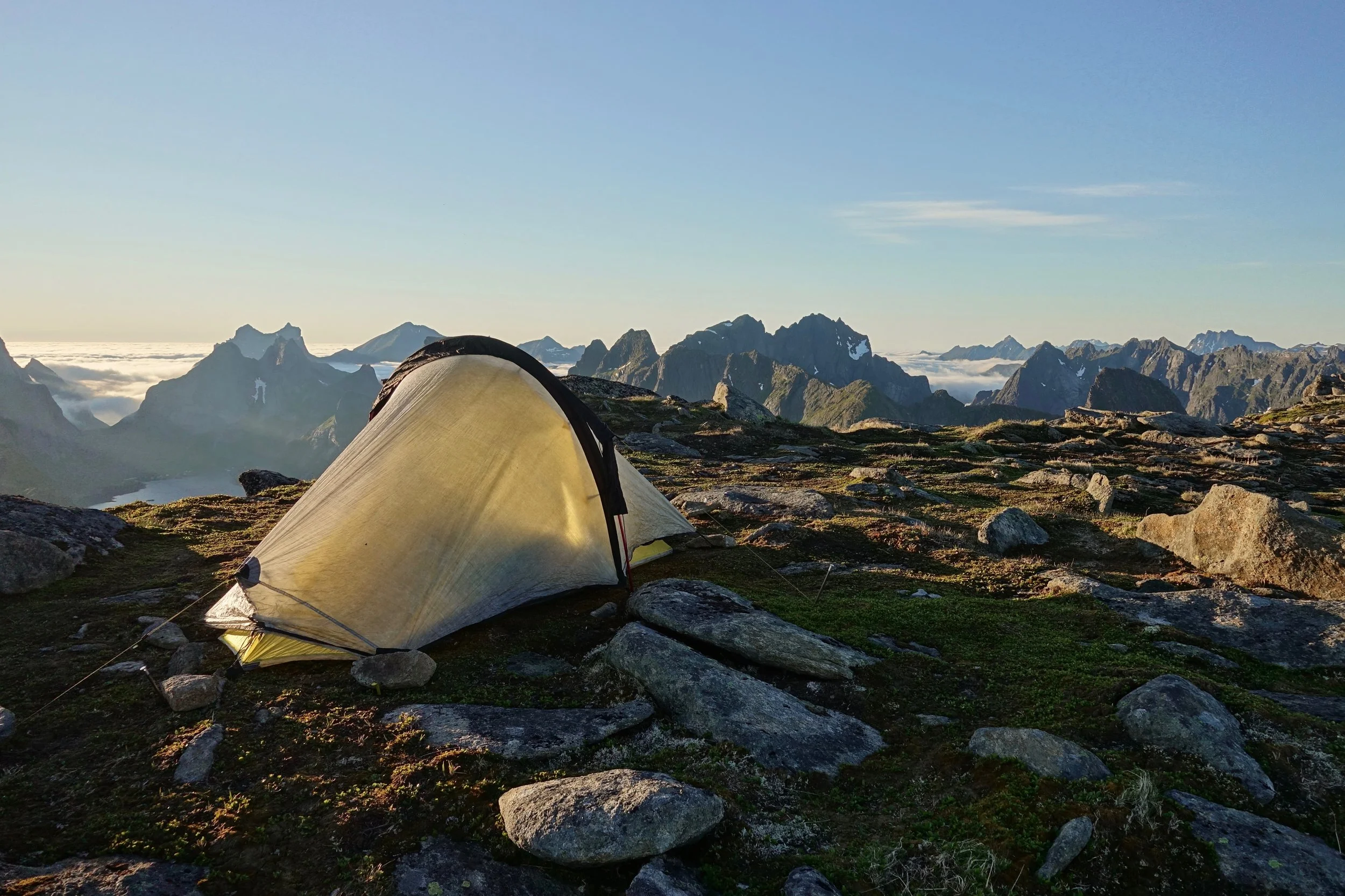 Veinestind summit camp in Lofoten Norway