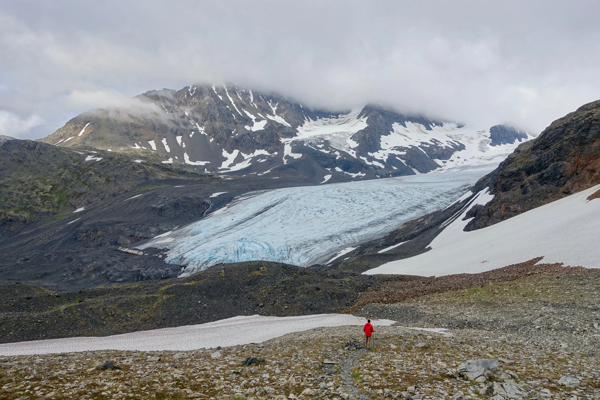 Crow Pass hike in Alaska to Raven Glacier