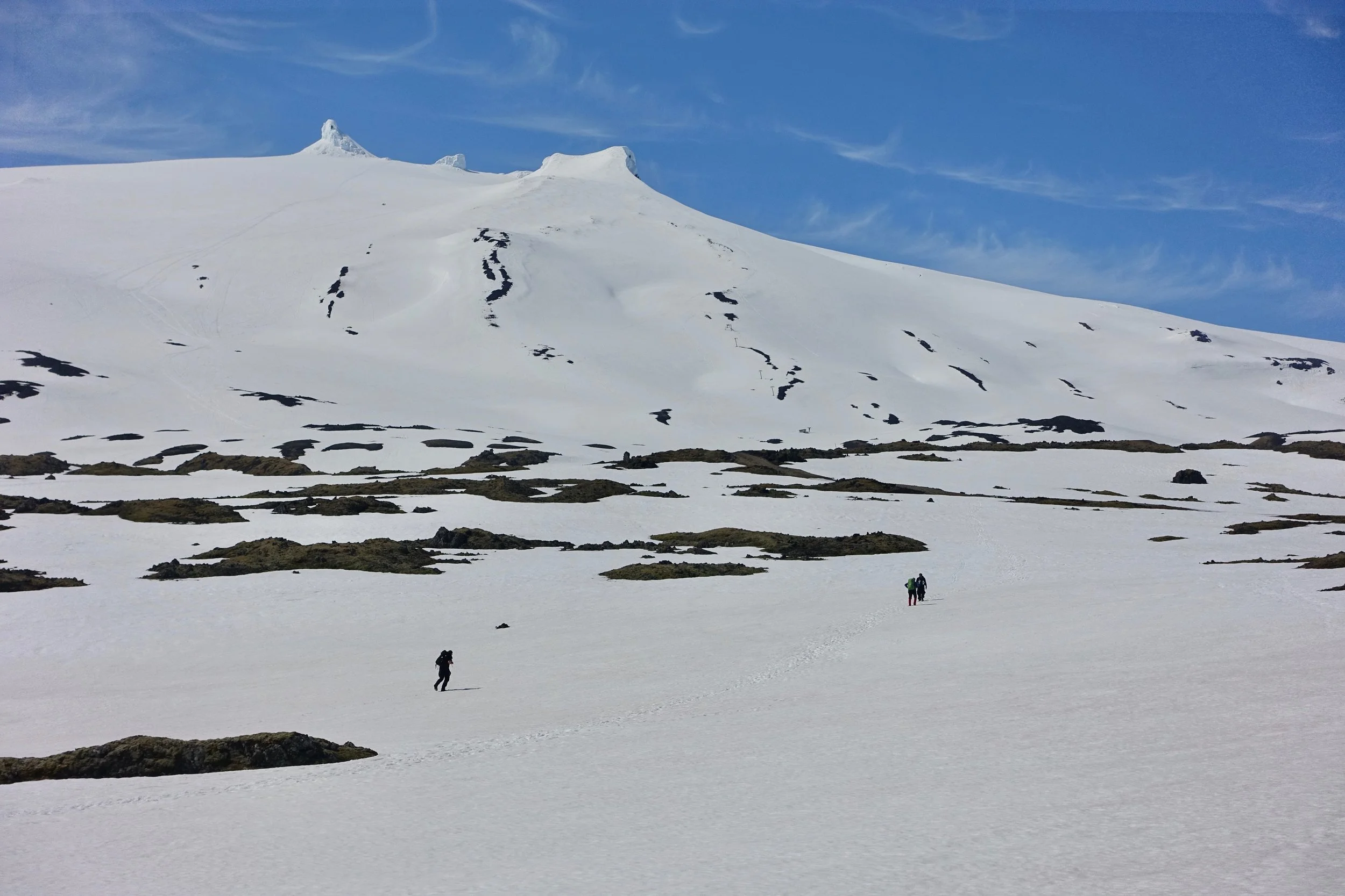 Hikers climbing the glacier on Snæfellsjökull