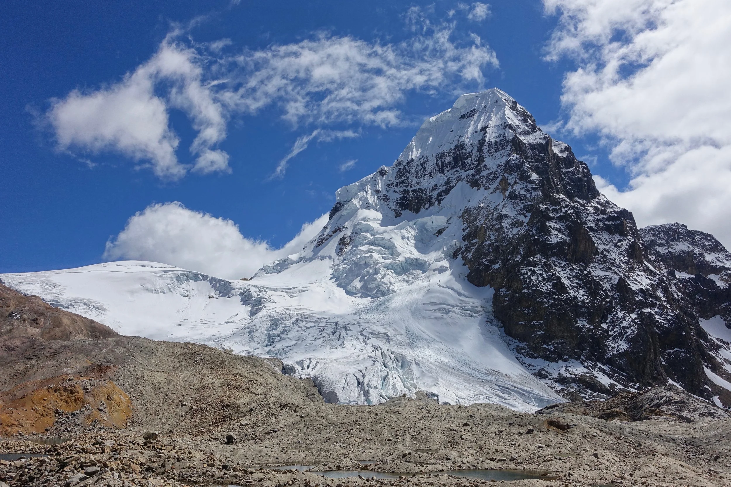 Trapecio Pass on the Huayhuash circuit