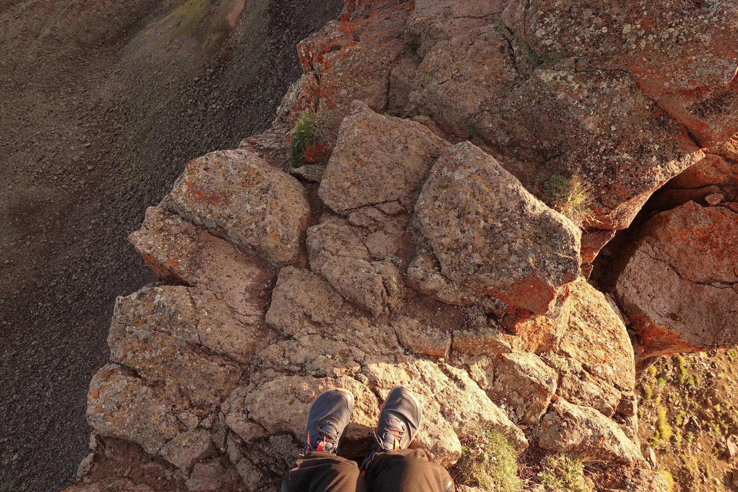 The narrowest point of Devils Causeway land bridge in Colorado compared to my feet