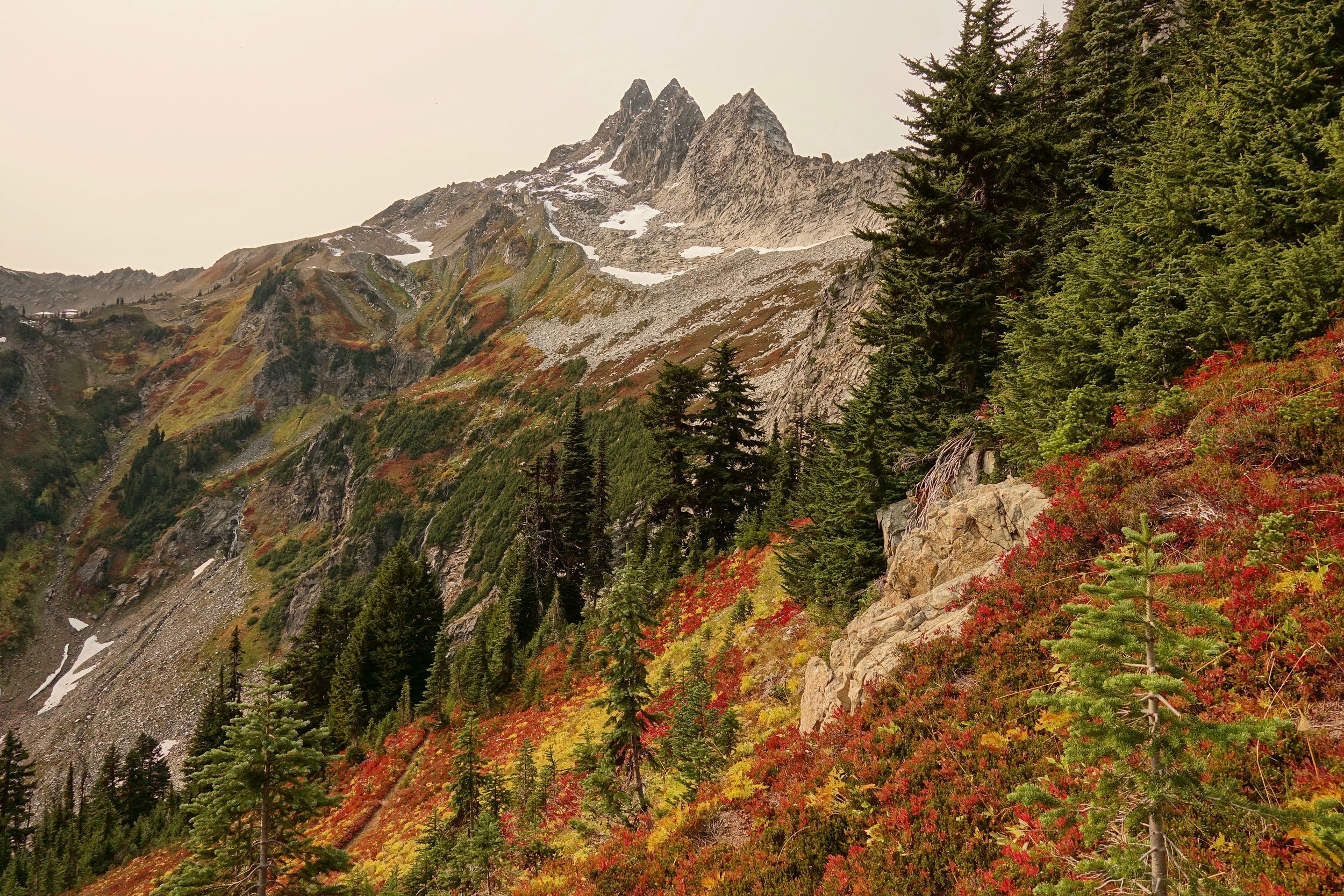 Climbing Boulder Pass in Glacier Peak wilderness in Washinton