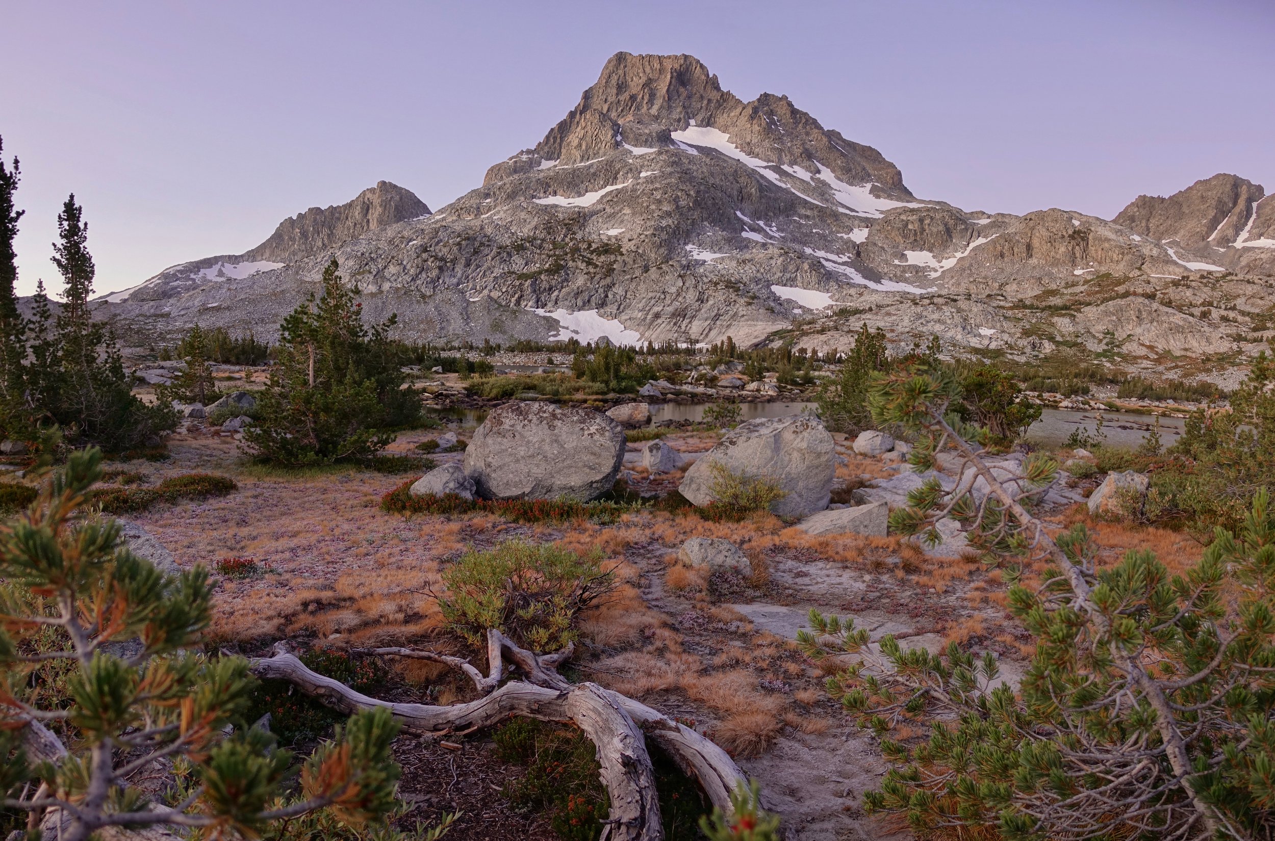 Thousand Island Lake sunrise