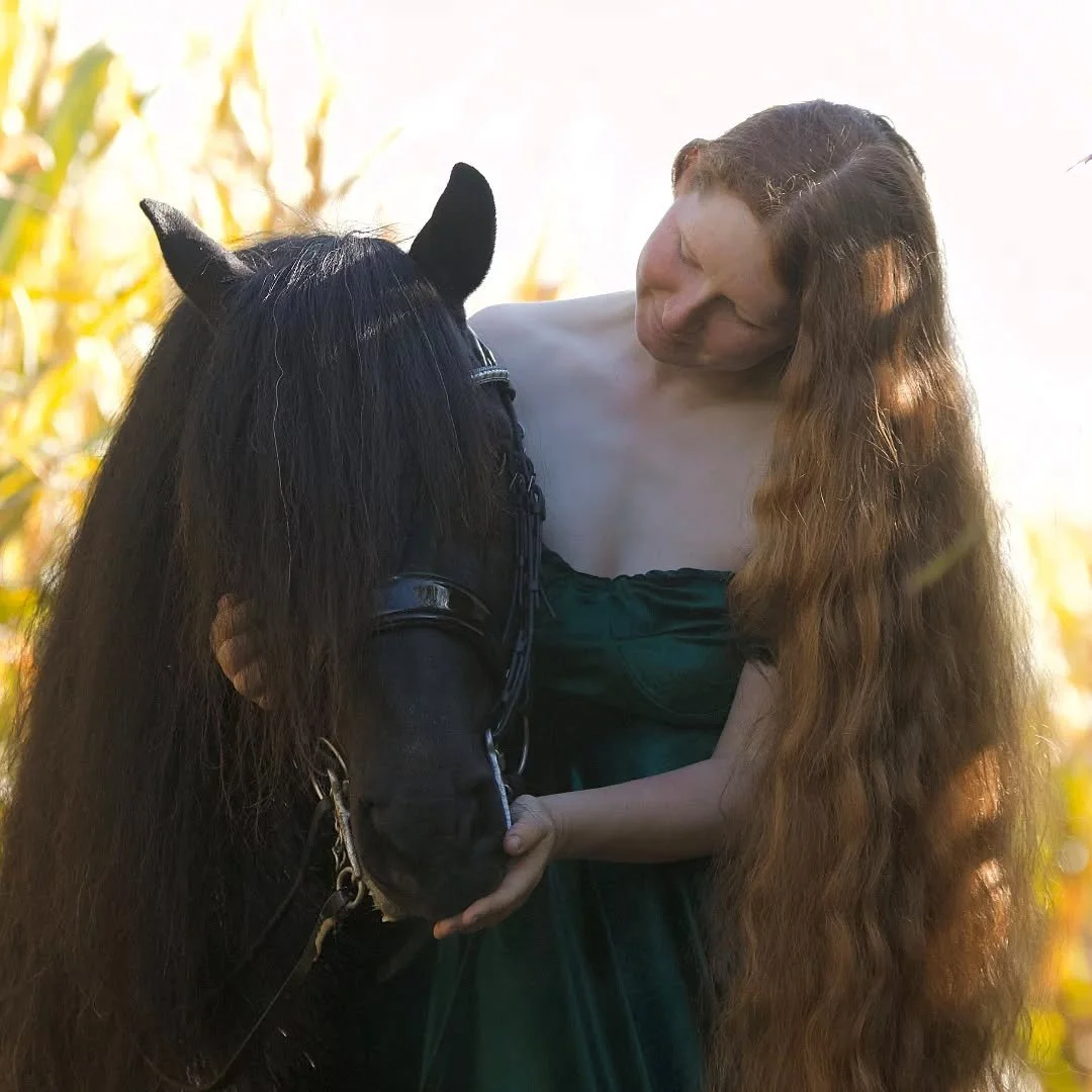 Everyone's out there joking about the upcoming "Year of the Horse" and how we ought to lunge it first...

But what if we learned to be on side with it? 🤔
What if maybe we figured out communication?
And simply existing?
And feeling?
And BEI