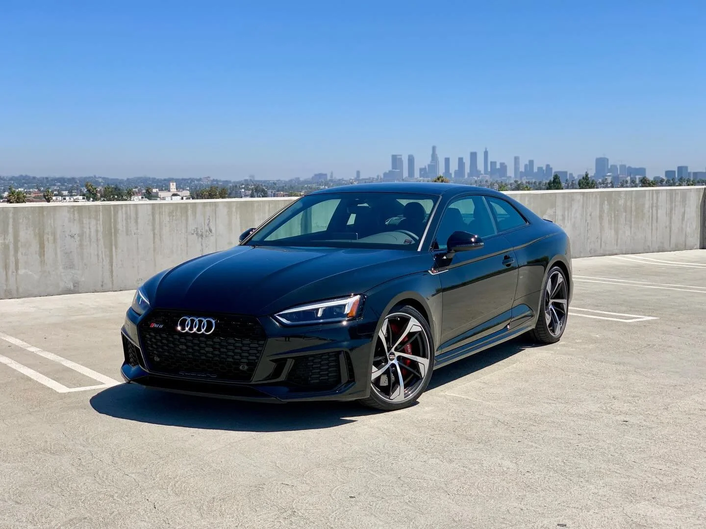 Congratulations with 2021 Audi RS5 🍾
#audi #best #auto #brokers #bab