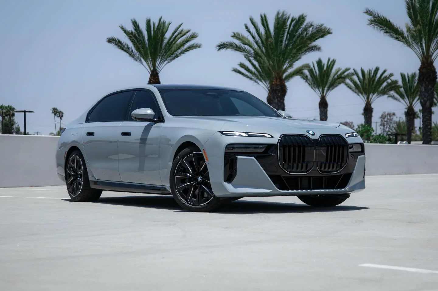 CONGRATULATIONS TO OUR CUSTOMER WITH HIS BRAND NEW 740i 🍾 
CALL US FOR YOUR NEXT CAR (818)818-2321
#bmw #7series #best #auto #brokers