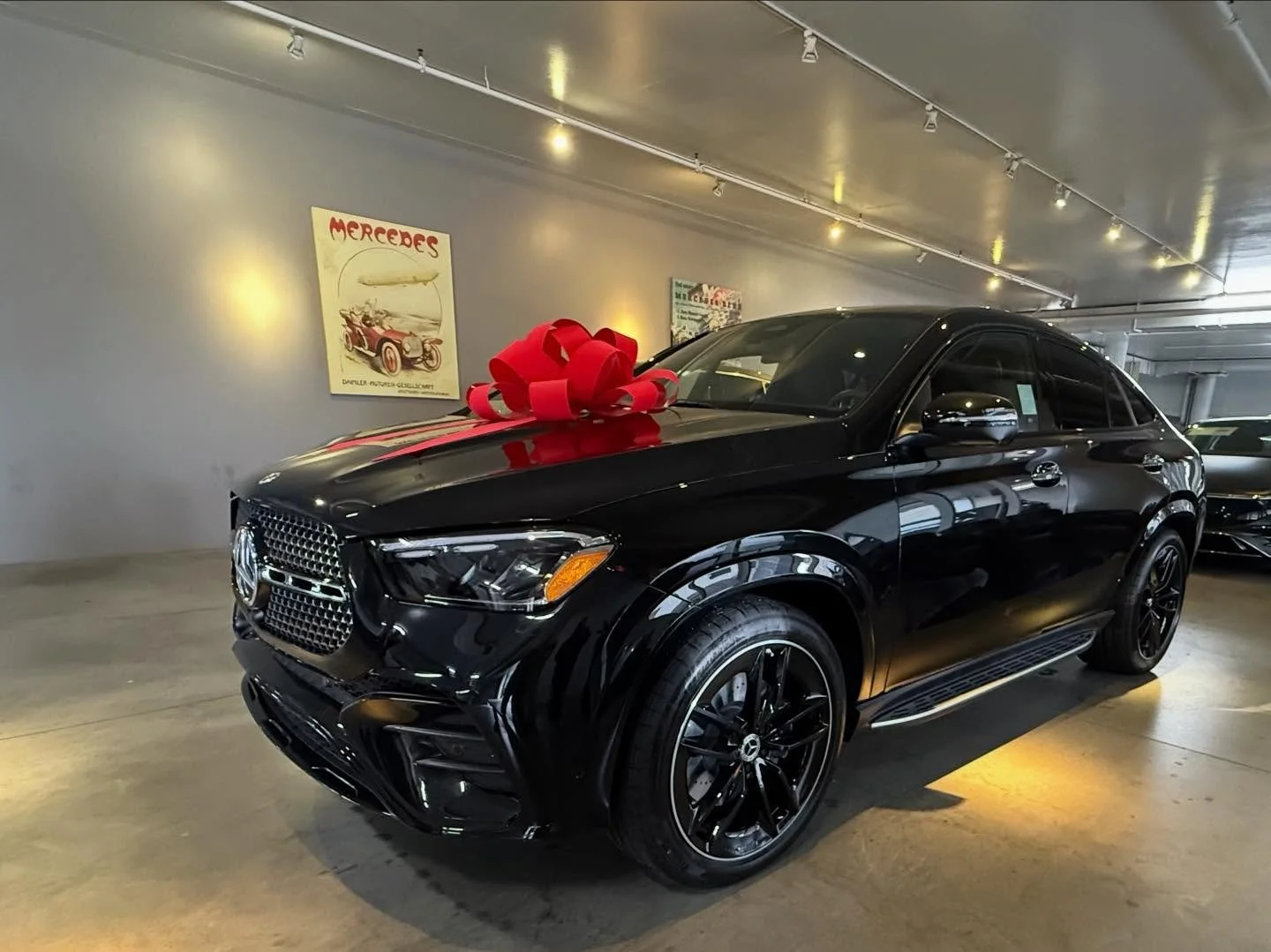 SOLD AND DELIVERED ✅
SUNDAY MORNING SALE 
Congratulations to our customer with brand new GLE Coupe🍾#mercedes #amg #best #auto #brokers