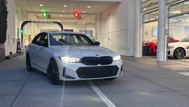 Congratulations to our customer with brand new BMW 330i 🍾
#bmw #3series #losangeles #cars #bestautobrokers