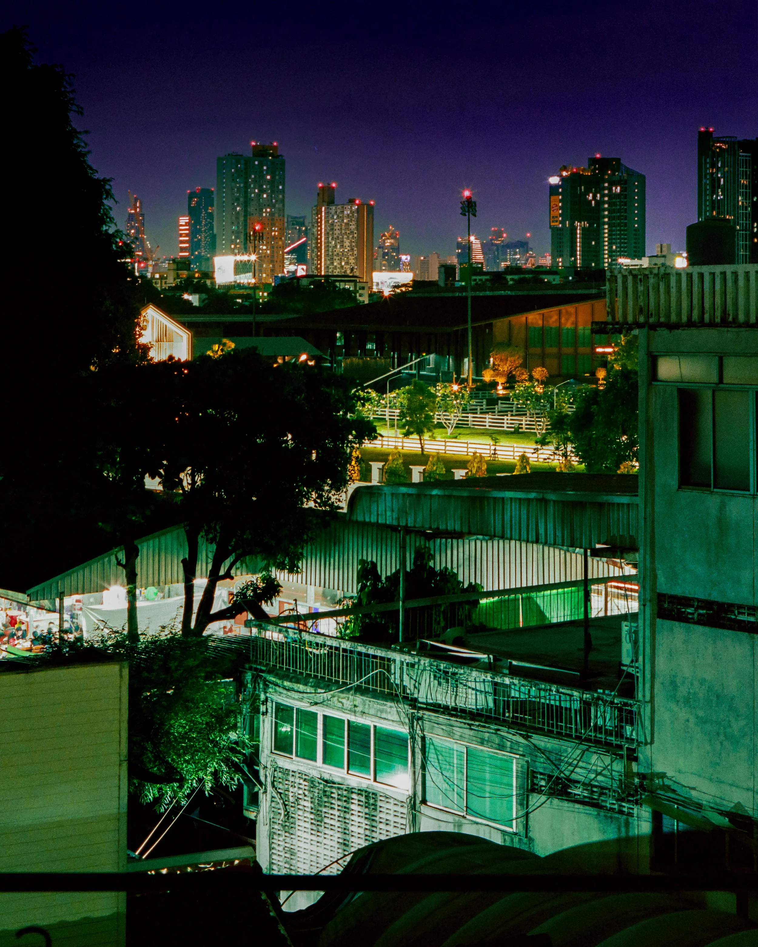 kodak_400_c_41_Thailand_34980_123050_275170_000059360035-Edit.jpg