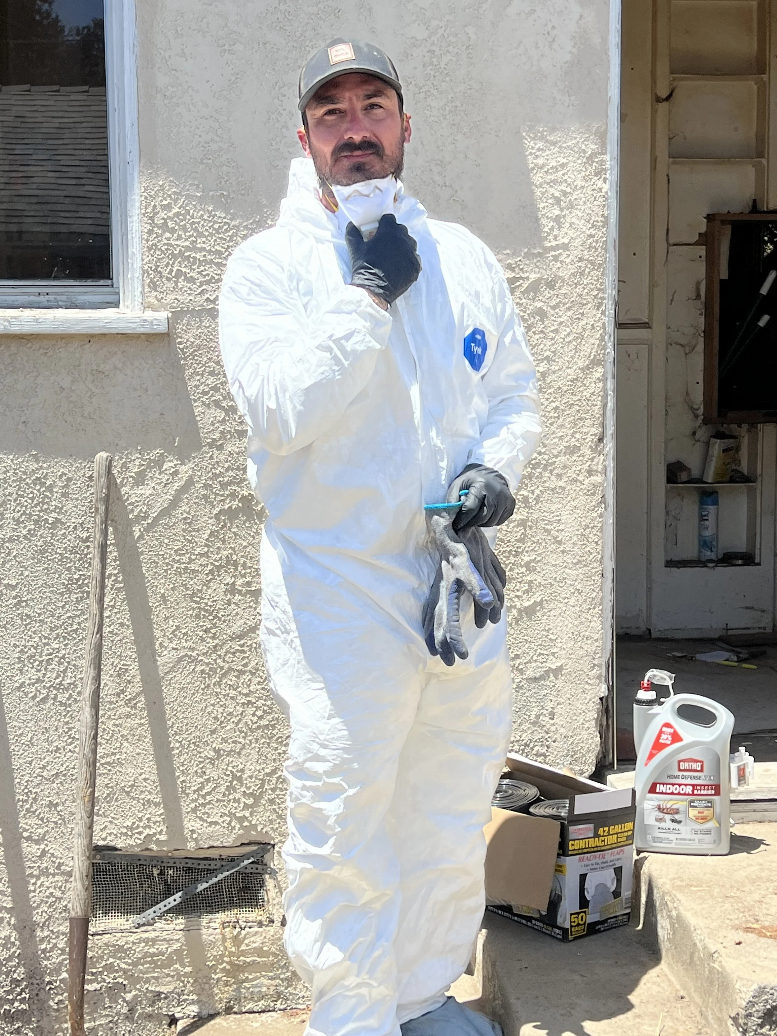 Hoarder Cleanout in Burbank, Ca