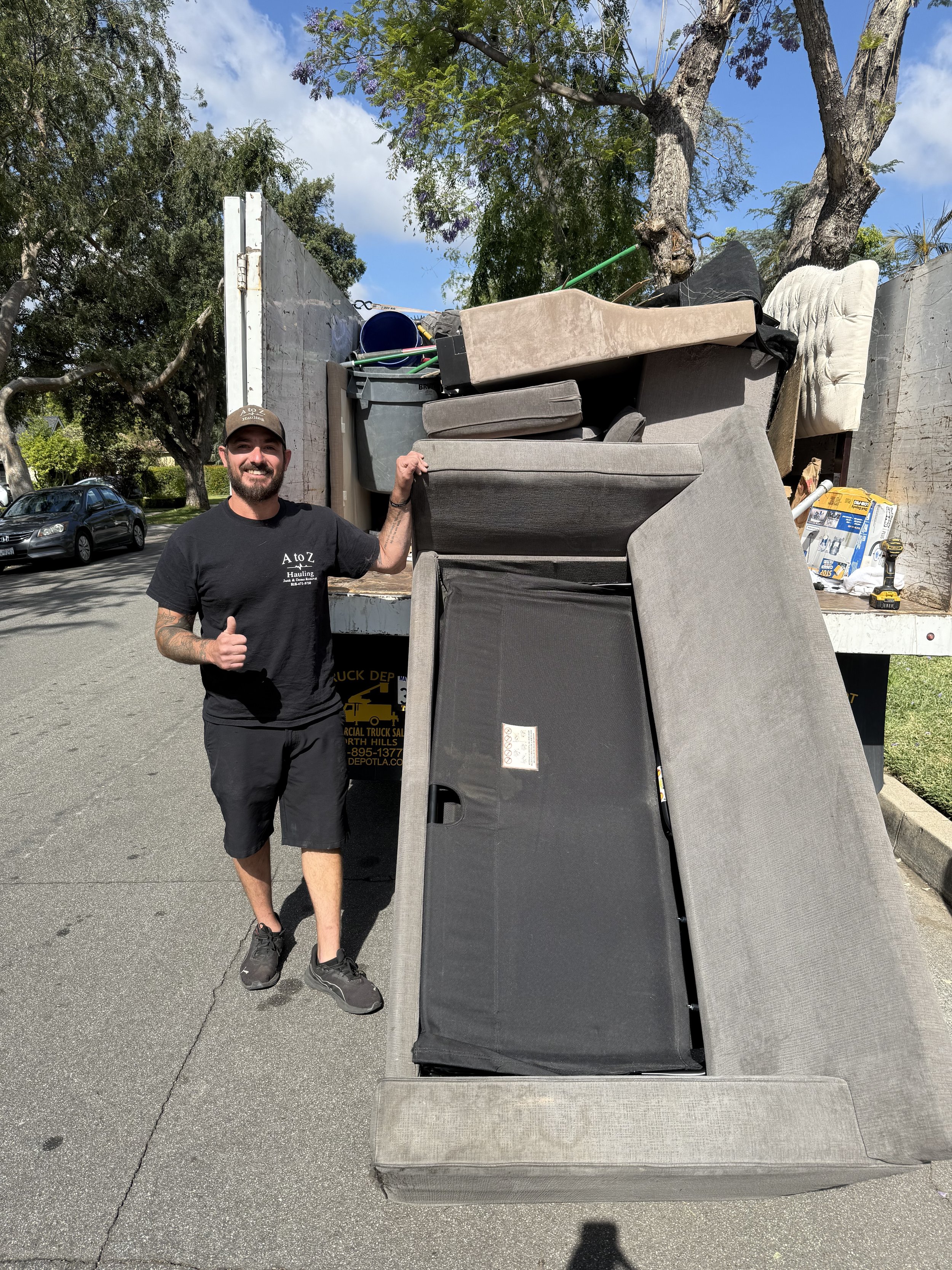 Same-Day furniture removal in Pasadena,Ca