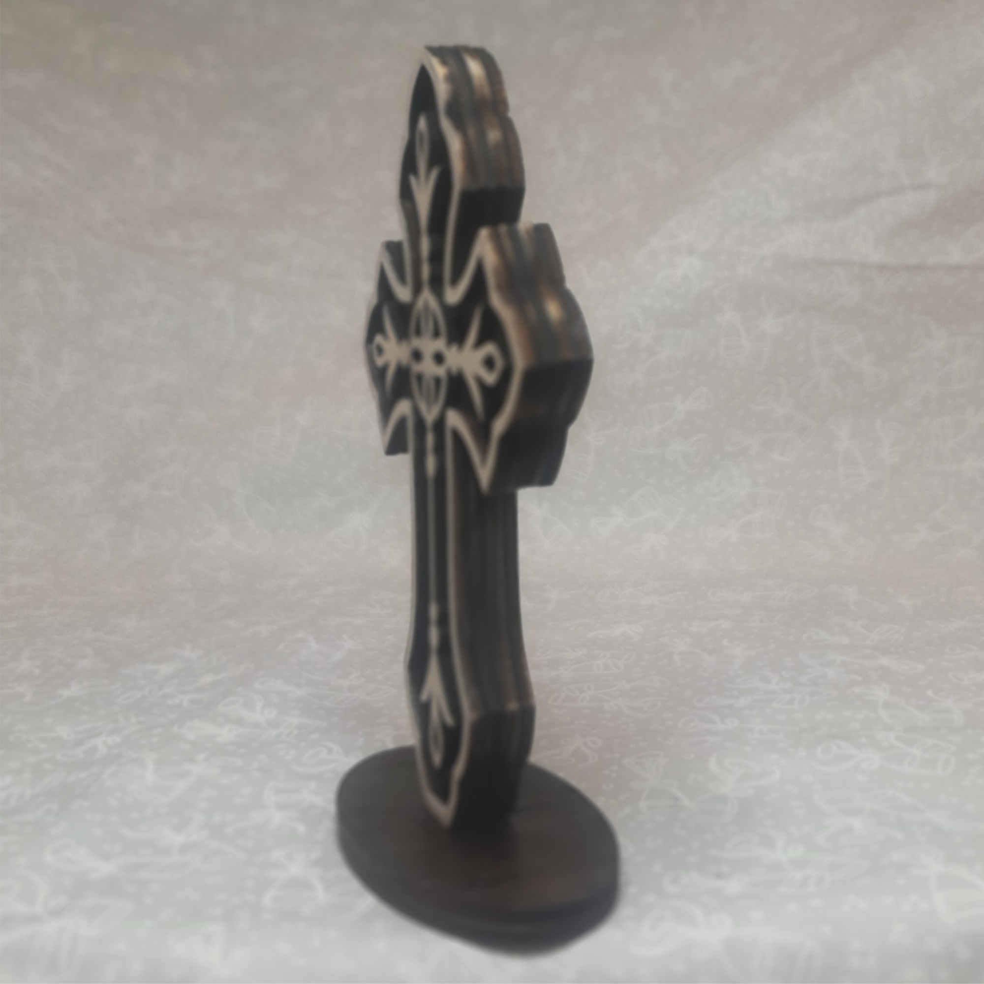 SQ9563596-Heritage Pattern Cross-3.png