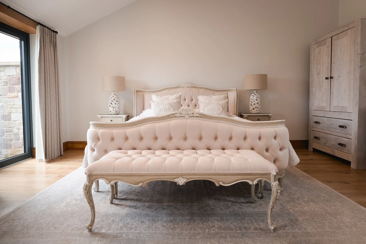 ✨ Introducing the Barn Owl Suite ✨

Tucked away in the heart of the countryside, our beautiful Barn Owl Suite is more than just a place to stay &mdash; it&rsquo;s where some of the most treasured moments of your wedding journey begin.

Included in ou
