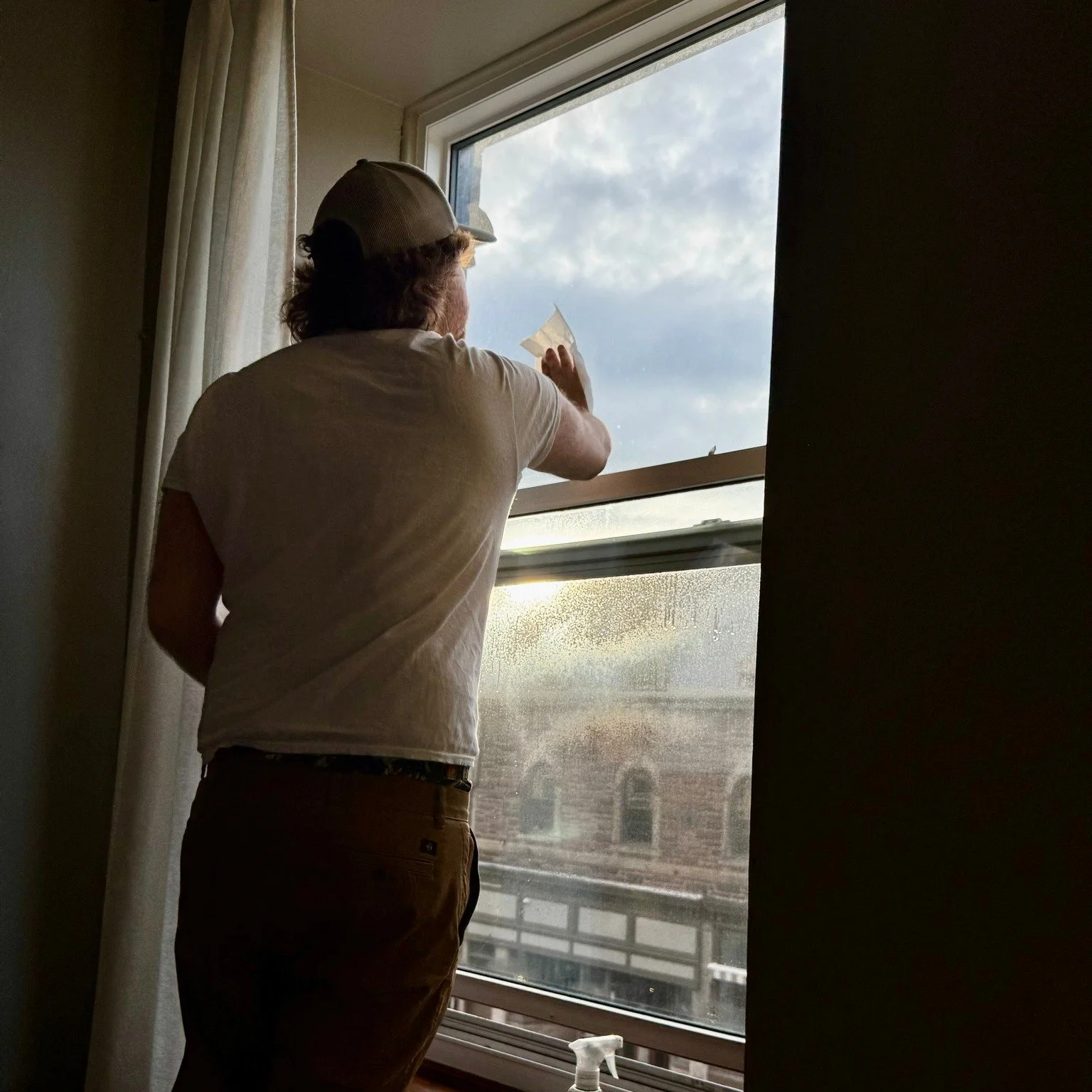 Celebrating our first unit serviced!

A clean space not only looks good but feels great
too🧹

A huge thanks to Cole for leaving us such a kind
review - We truly appreciate it!

Enjoy your spaces🏠

#local #wellington #fergus #cleaning #commercial
#c