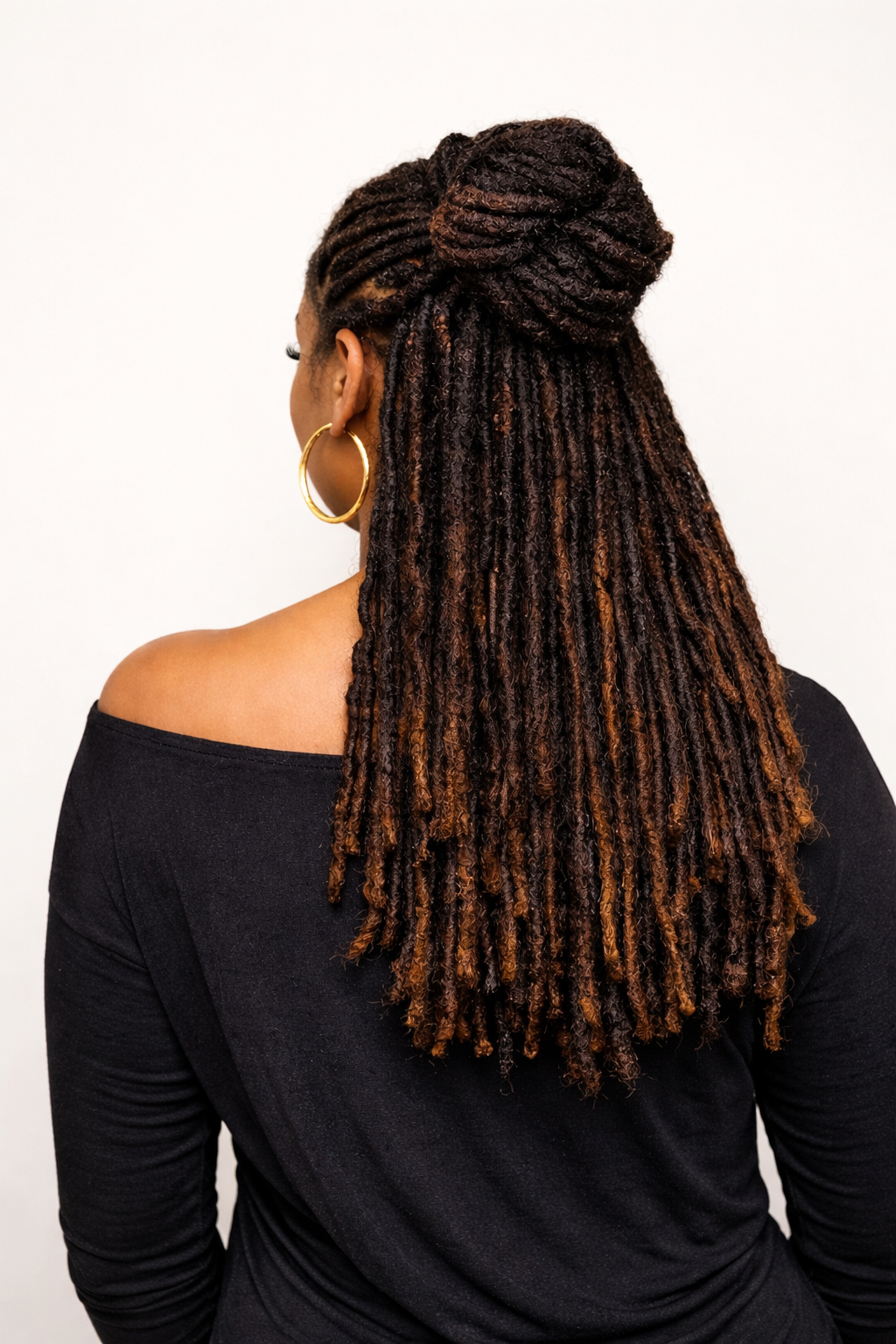 How to Maintain Healthy Locs Between Salon Visits  