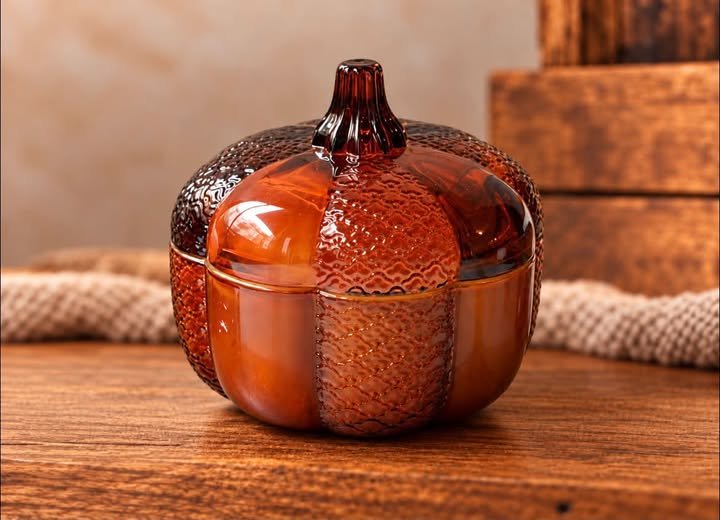 8oz Glass Heirloom Pumpkin Candle