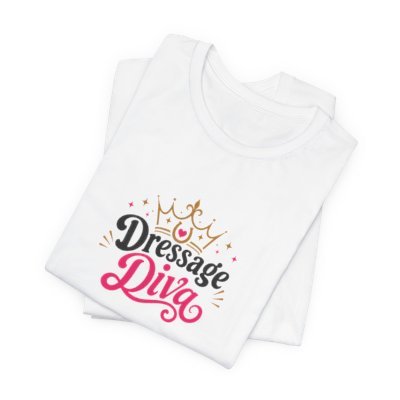T-shirt that reads "Dressage Diva"