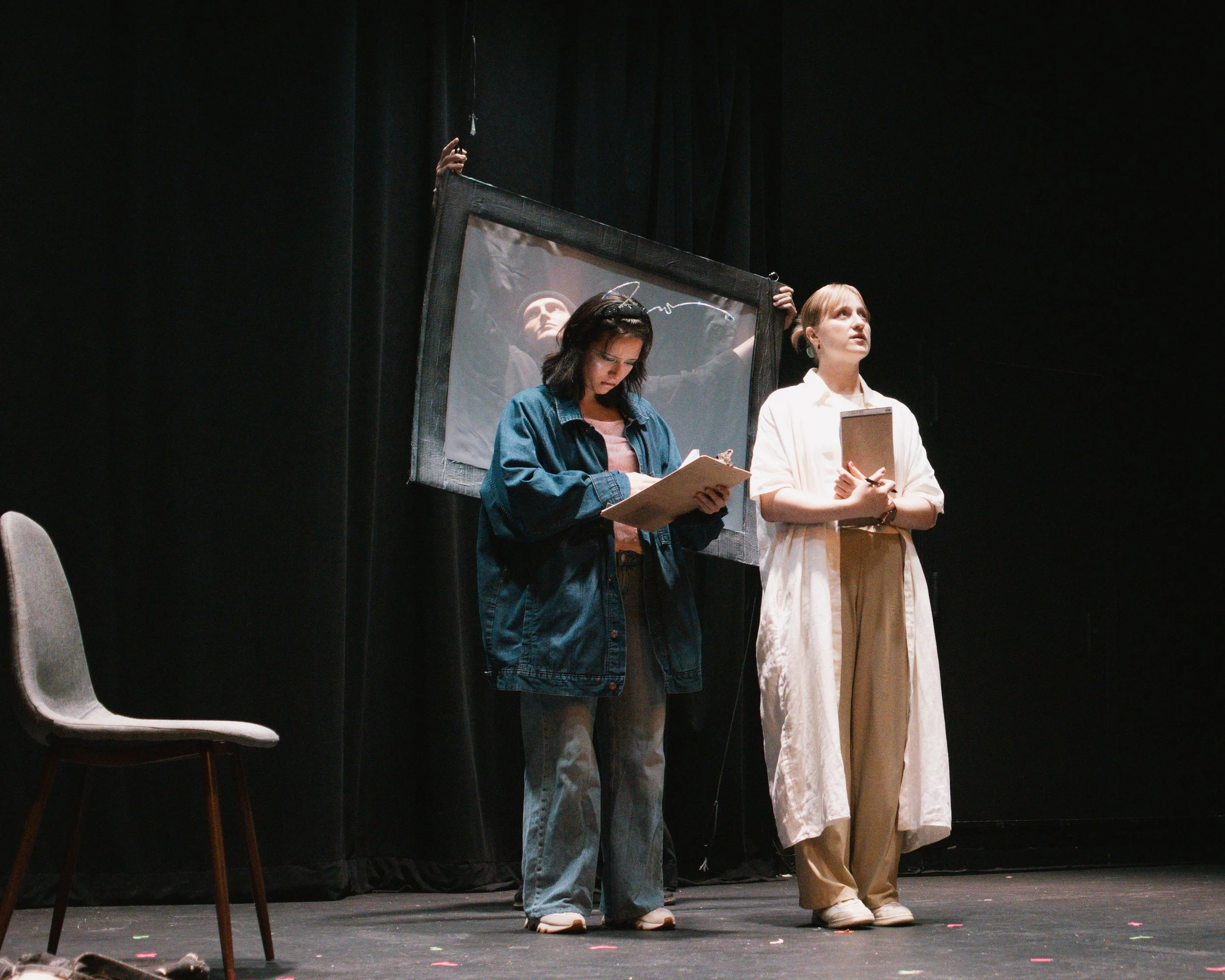 extra(terrestrial) at The Tank - Photo by Eran Zelixon