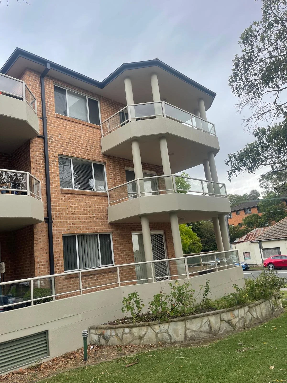 Oranssi project: slat roof