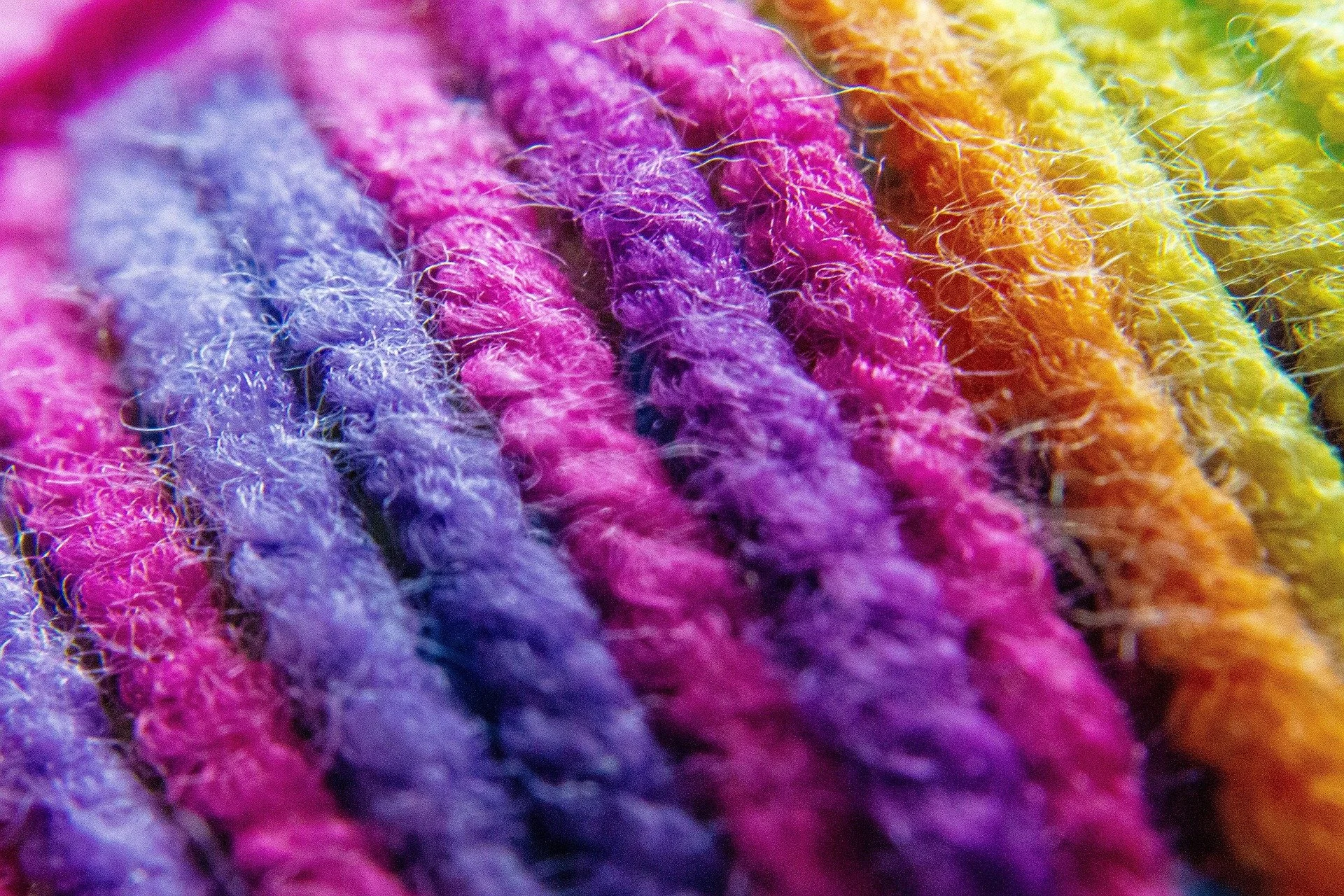 coliwob-yarn-4601270_1920.jpg