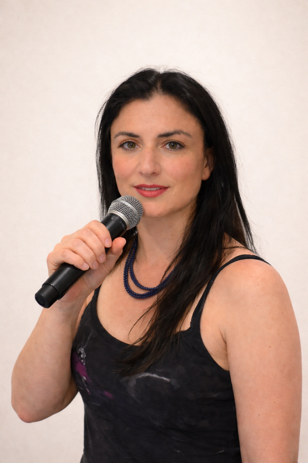 Helen Reed operates HKR Entertainment Sydney Female Corporate and Wedding DJ
