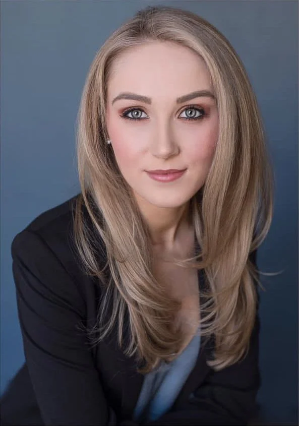 headshot for morgan mccoy real estate