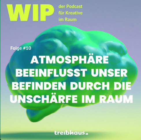 Podcast cover with a green abstract shape on a gradient background, featuring German text and some words highlighted in yellow.