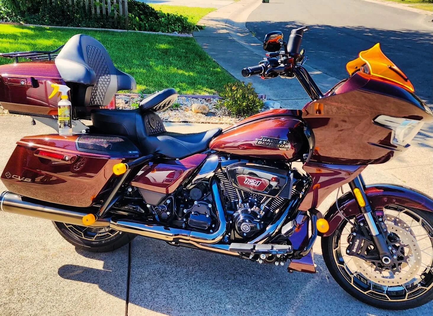 Curbie&rsquo;s has made it to California! Thanks @rickwagner35175 for the support and for using our products on your awesome bike! #harleycvo #harleydavidson #motorcycle #madeinusa