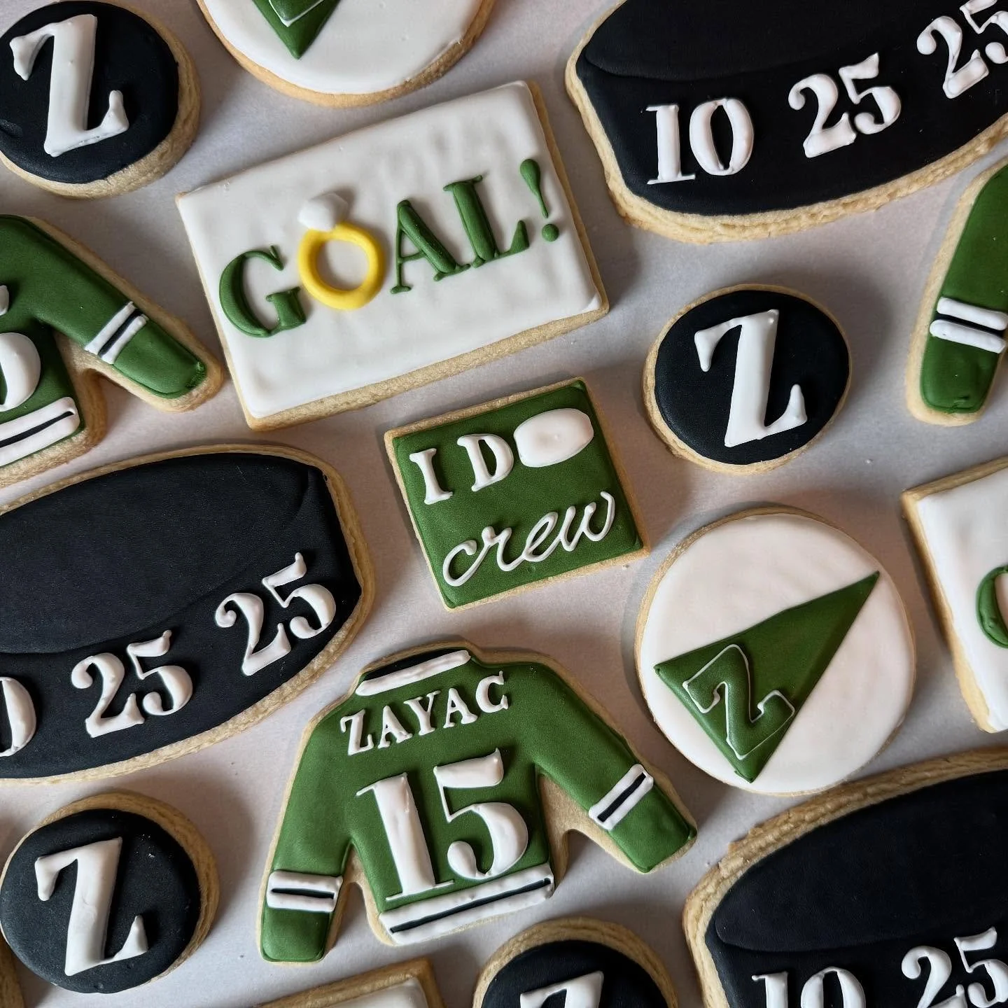 Almost time to PUCKer up! 🏒💍