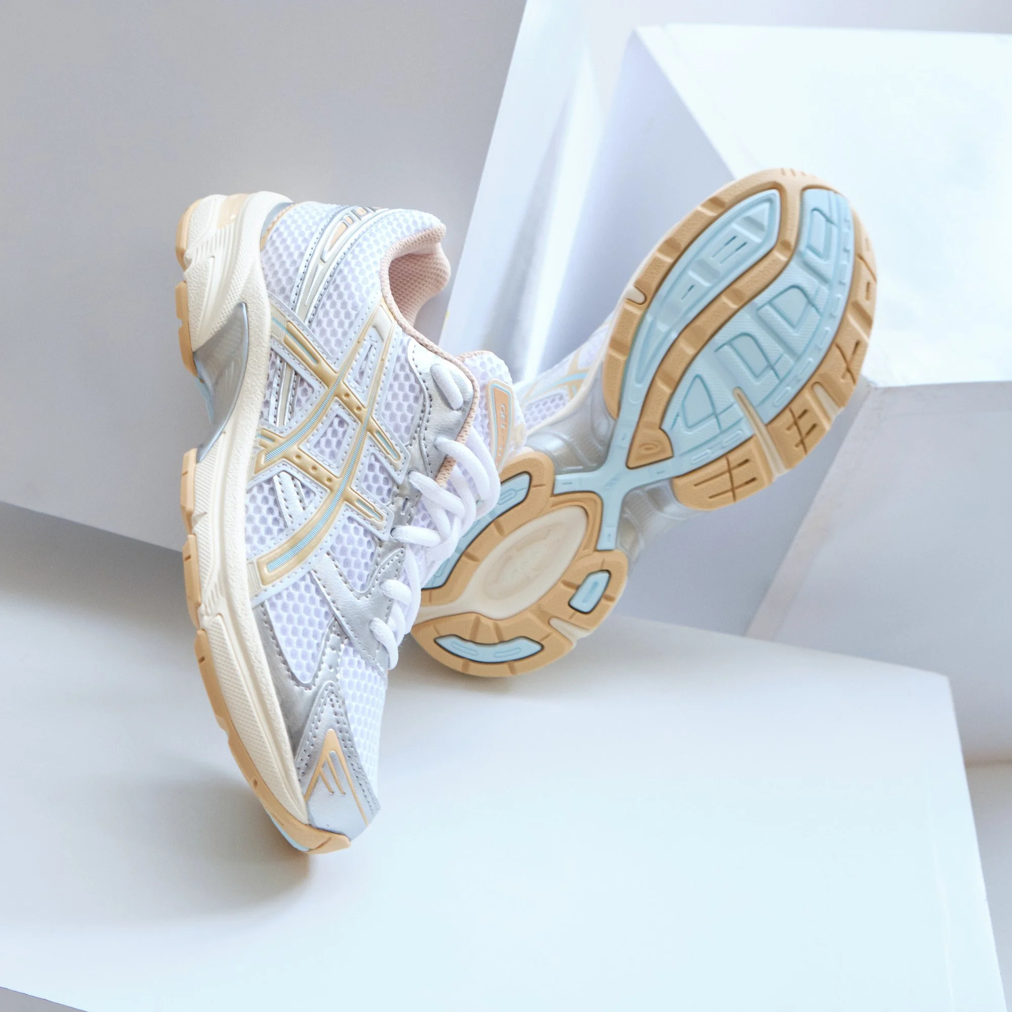 MEK-Asics-gel-1300-1553 1.jpg