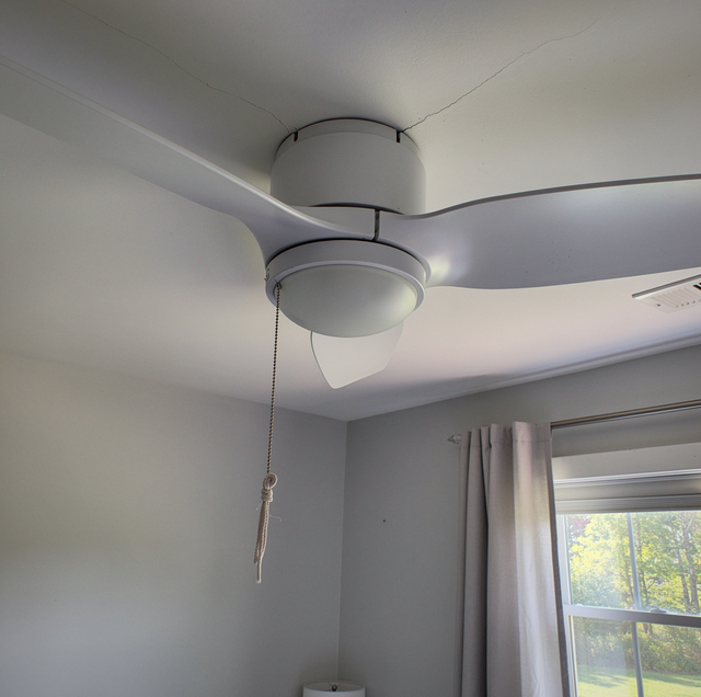 Ceiling Fan Only Runs on One Speed? What’s Actually Failing