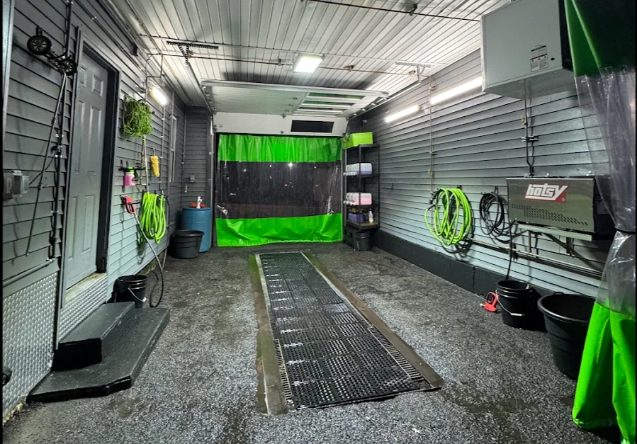 Luxury car hand wash in Pelham New York