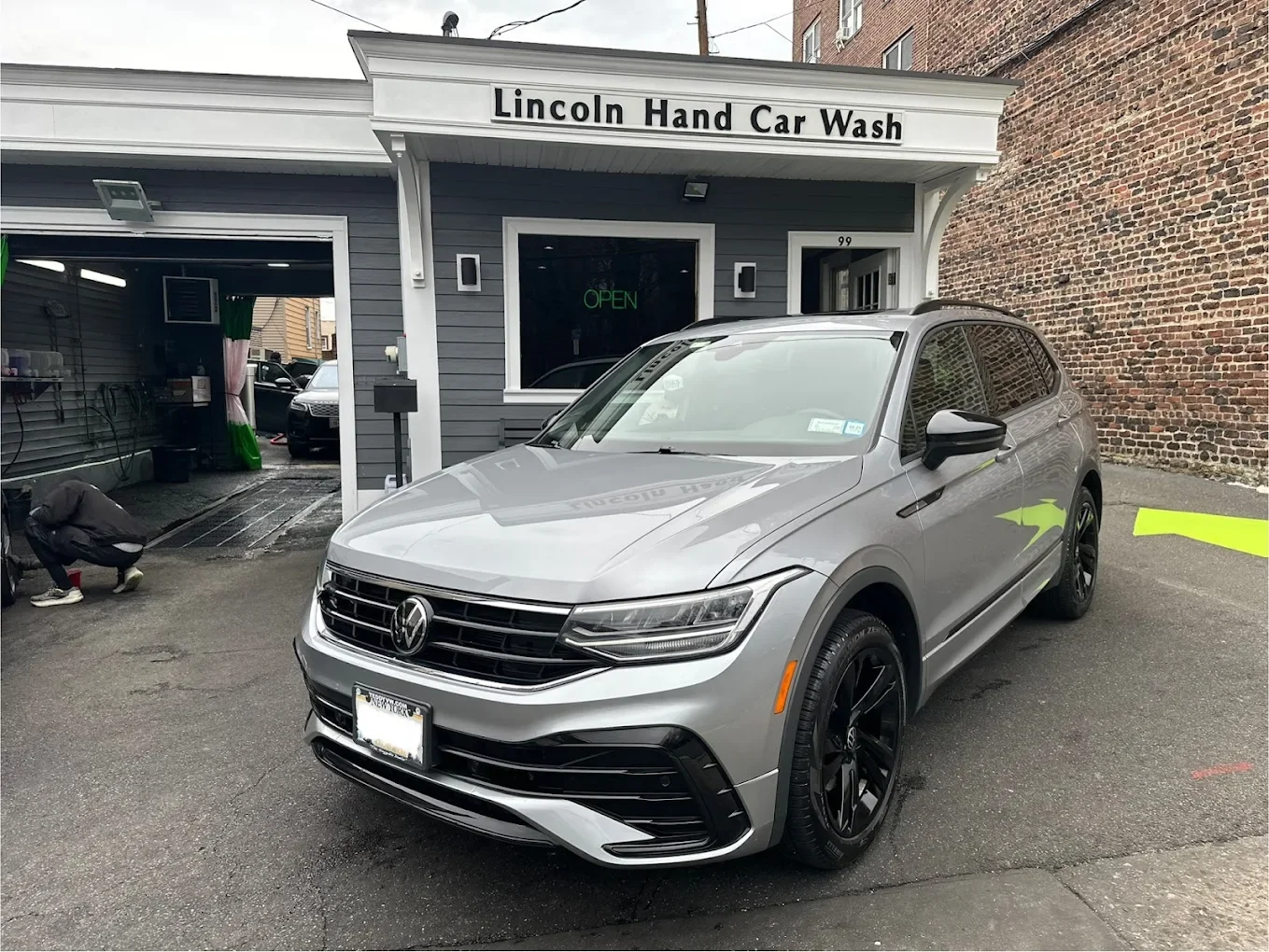 Luxury car hand wash in Pelham New York
